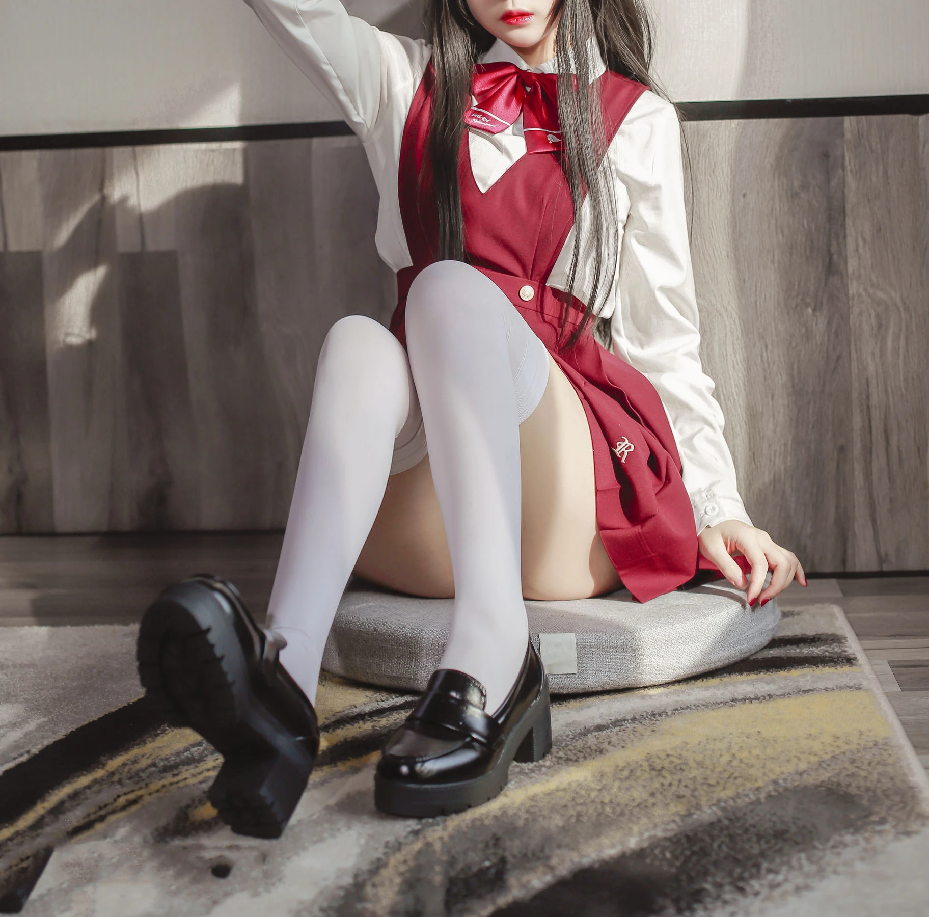 Cosplay日奈娇 – JK少女红裙 [28P]插图3