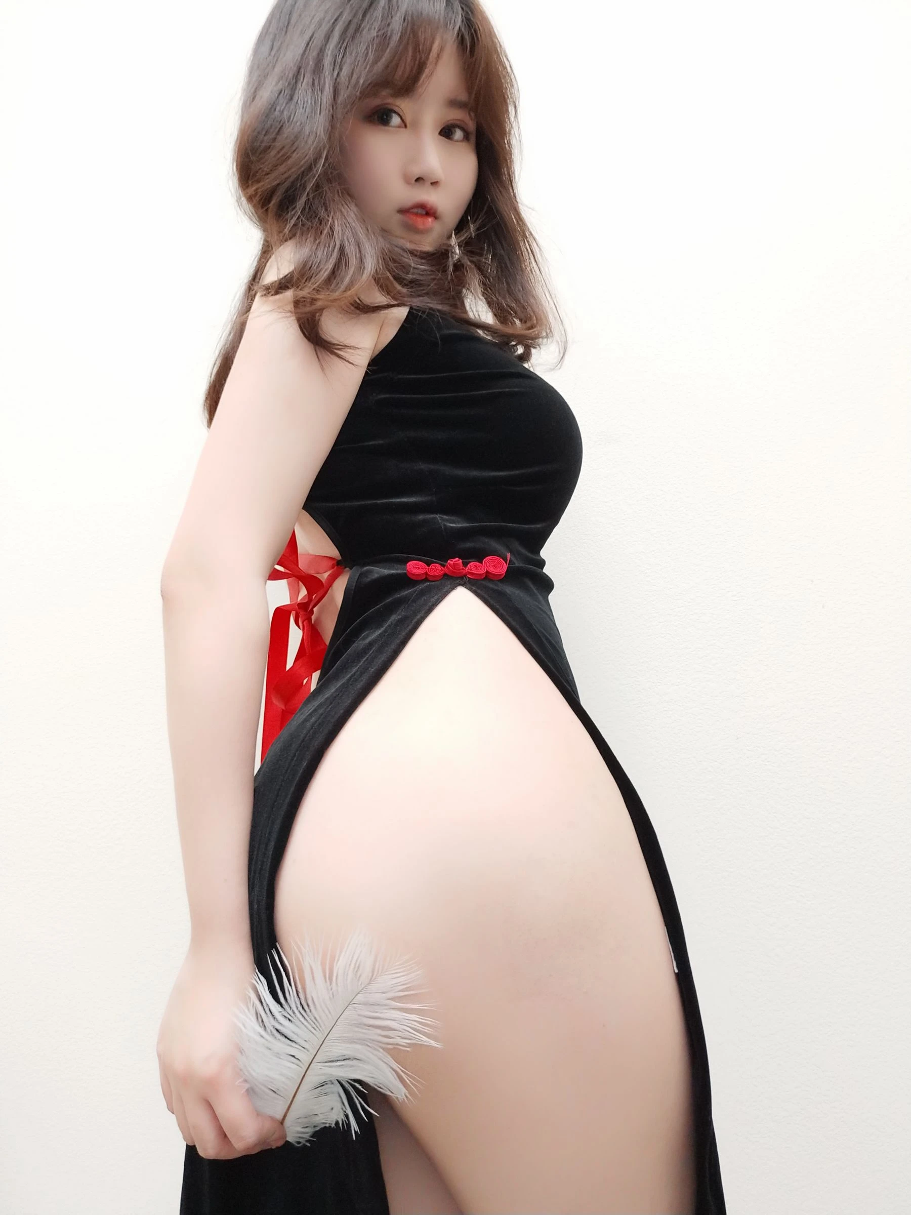 蜜桃少女是依酱呀 旗袍高清在线免费欣赏–微密图社-微密图社