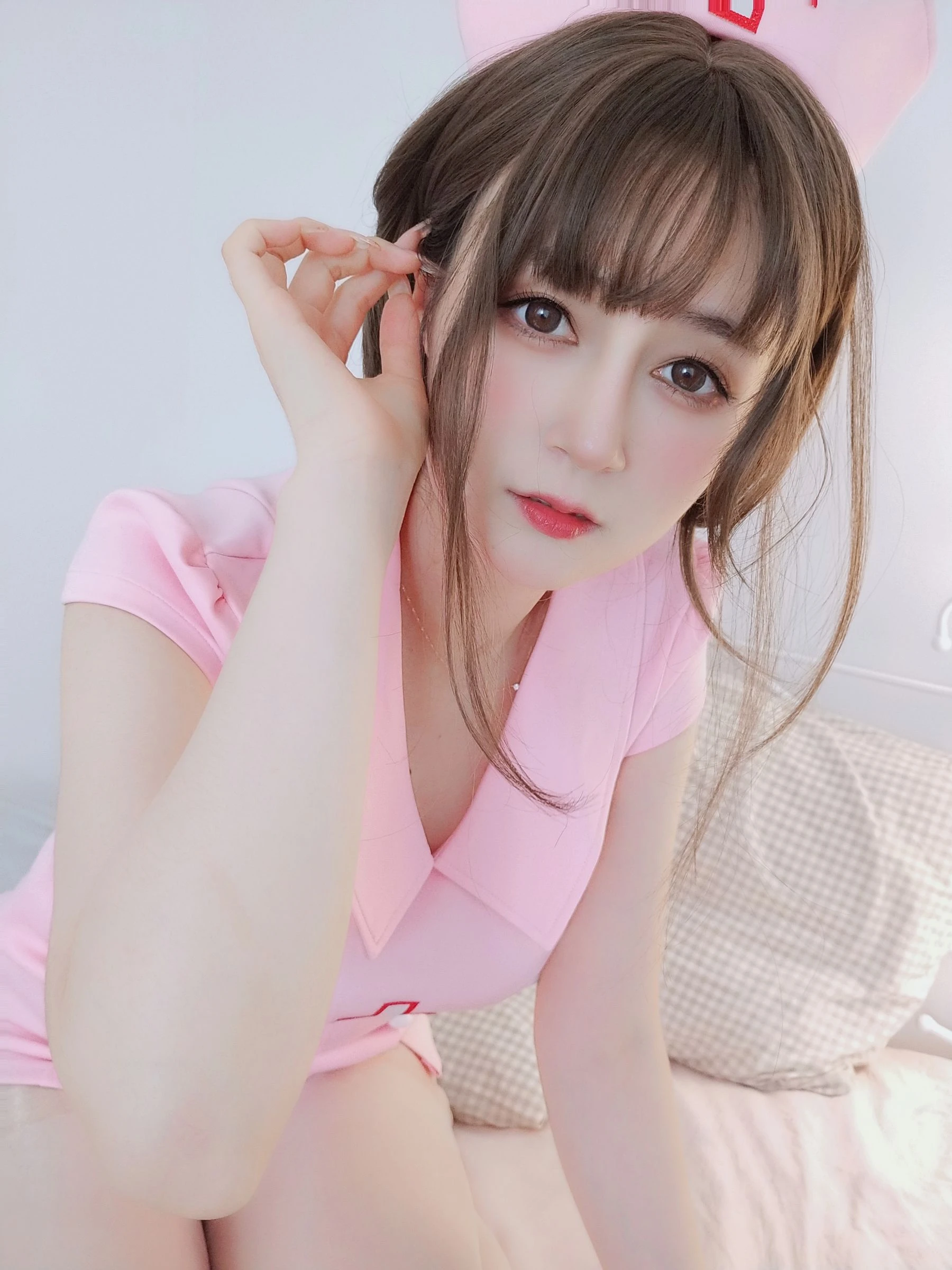 Coser小姐姐白银 – 夜间的私人护士插图7