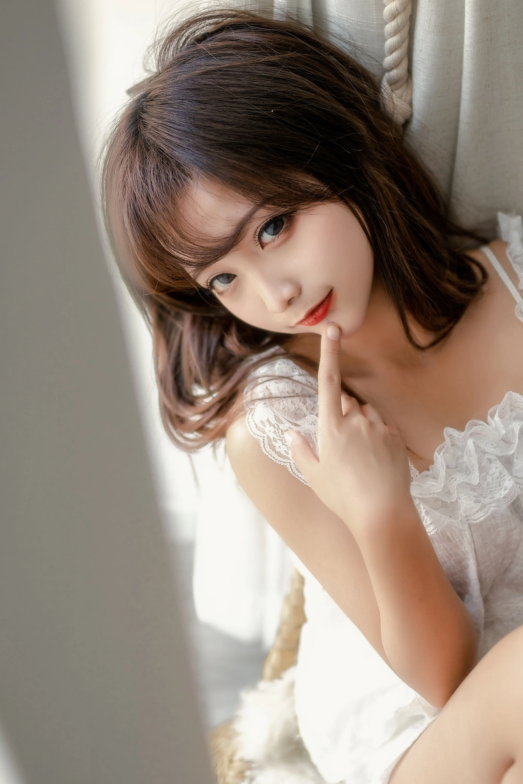 动漫博主蠢沫沫 – 大象 白睡衣 [29P]插图2
