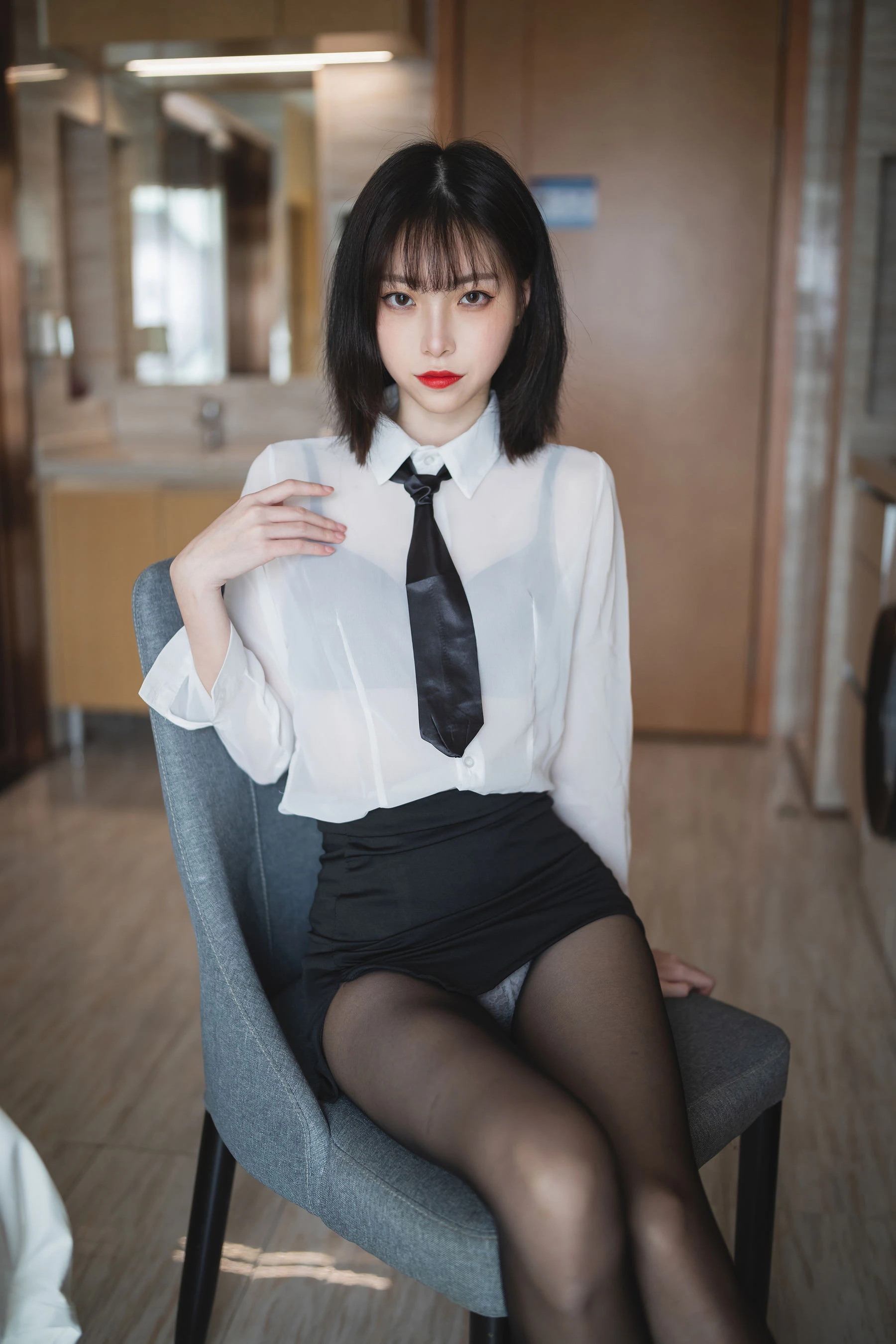 许岚 – OL制服插图1