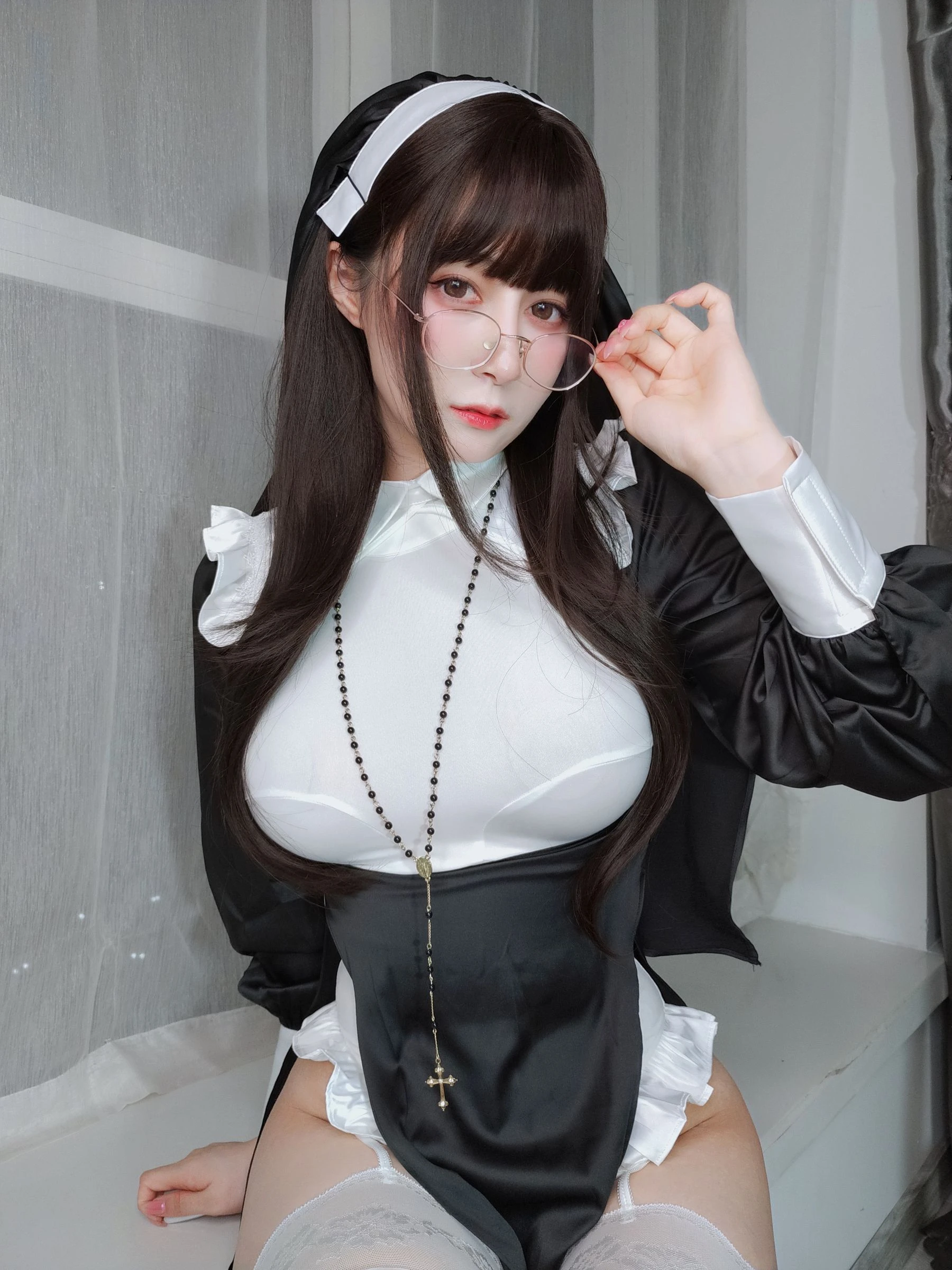 Coser小姐姐白银 – 修女插图3