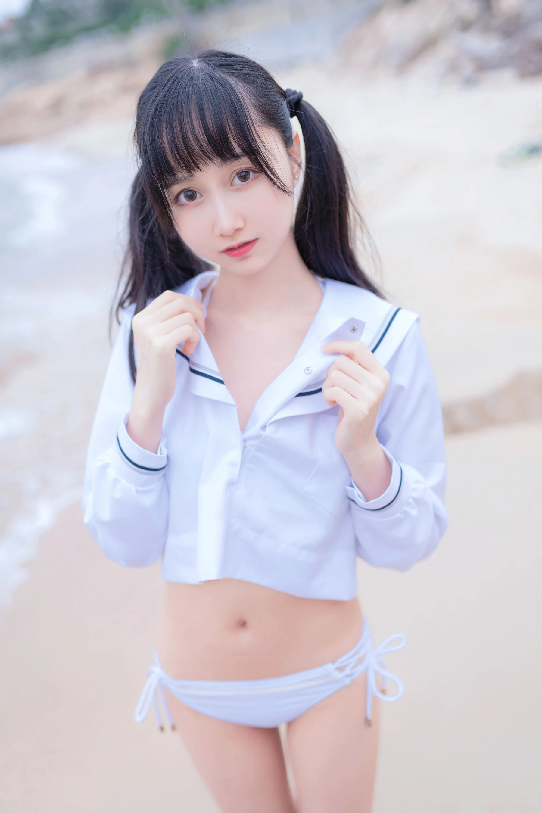 萌系小姐姐木绵绵OwO 海边白色比基尼 [30P]高清在线免费欣赏–微密图社-微密图社
