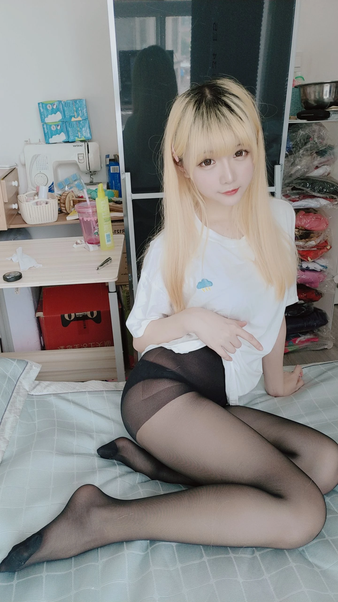 Coser小姐姐星之迟迟 白T恤插图6