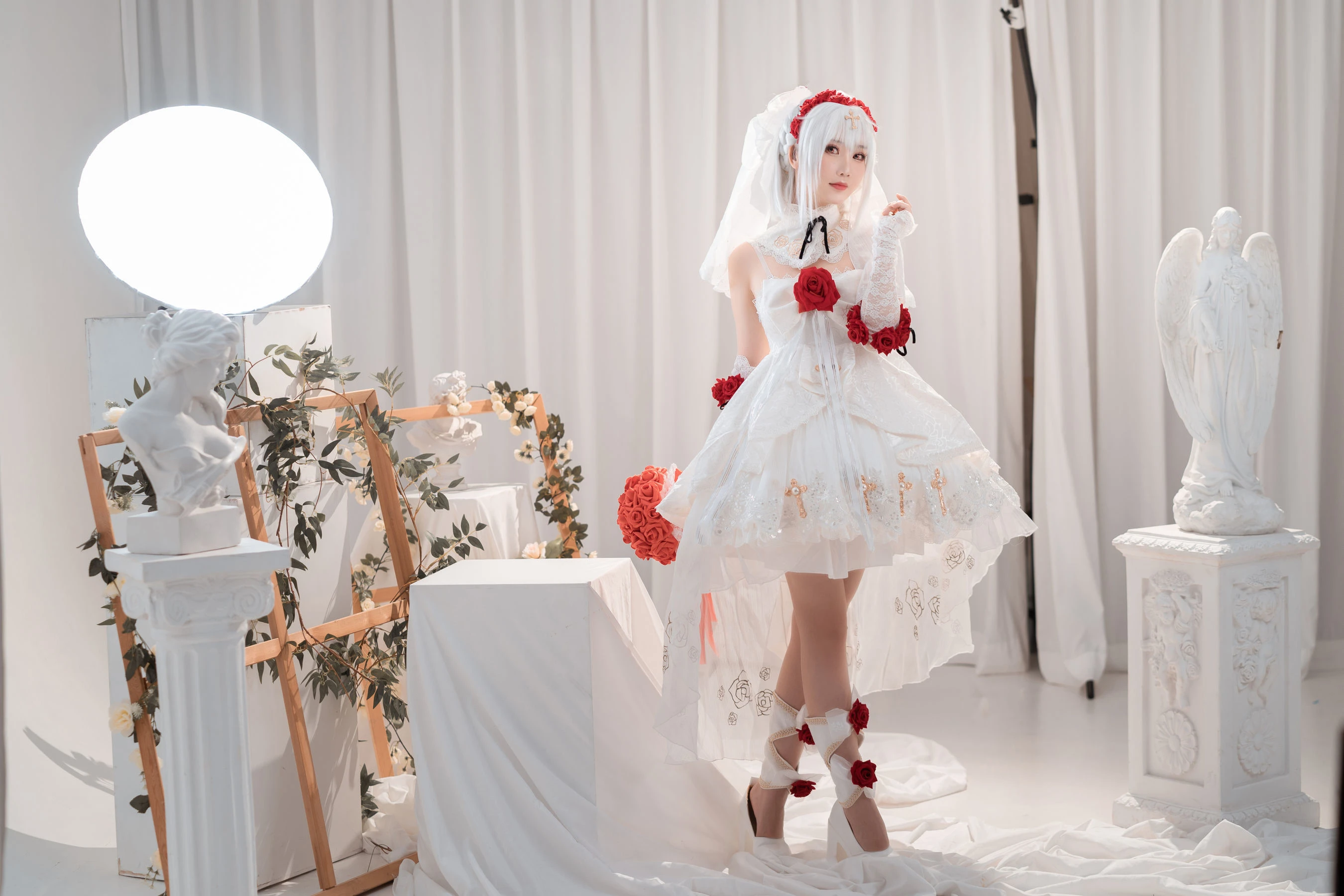 可爱人气Coser面饼仙儿 – 德丽莎婚纱插图1