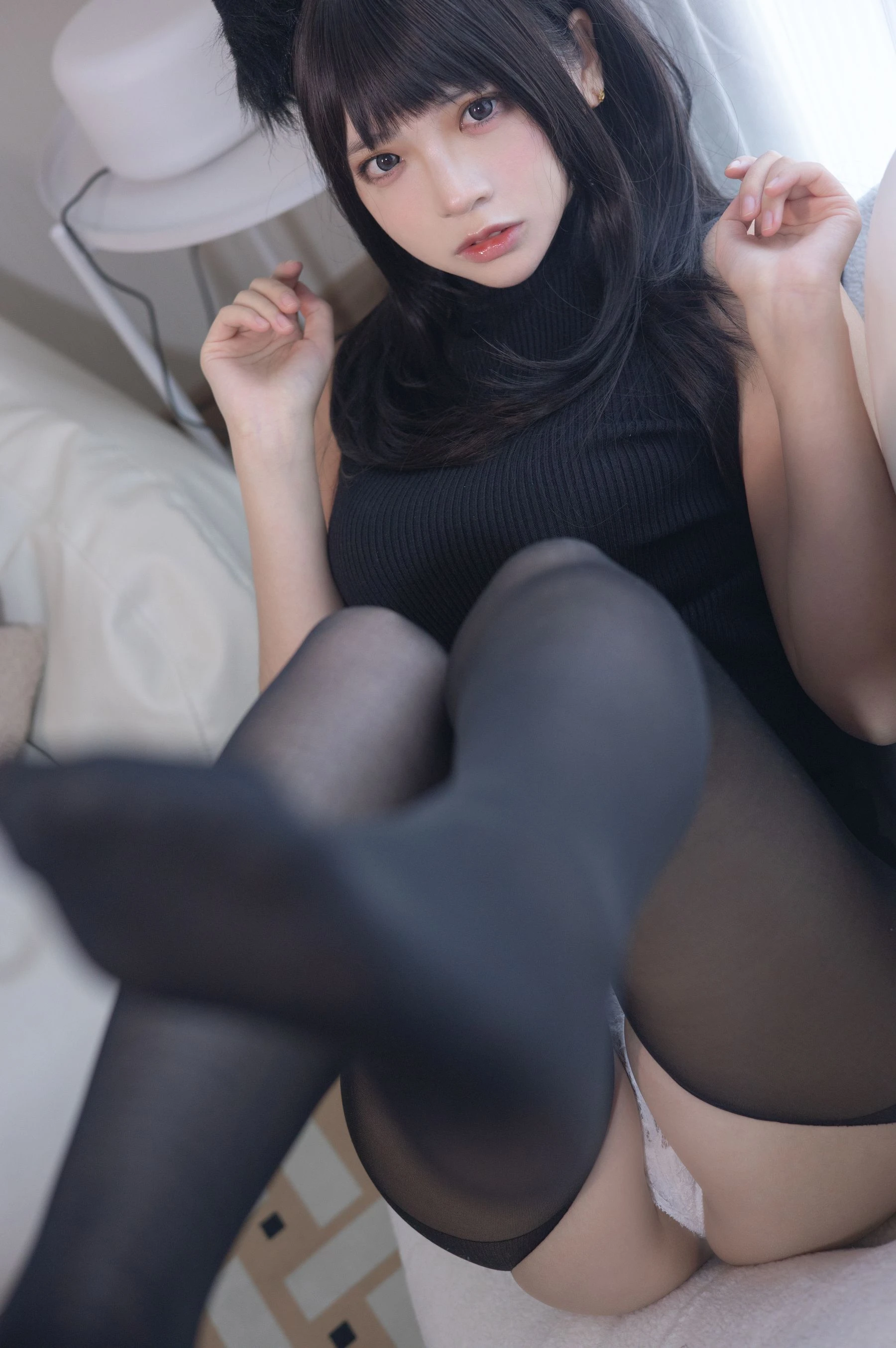 疯猫ss – 黑毛衣少女插图8