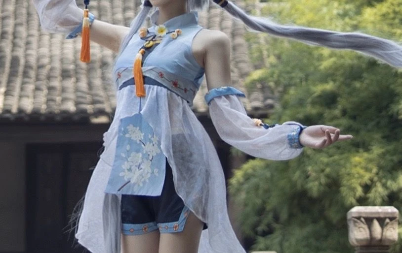 动漫博主南桃Momoko – 洛天依花语嫣然插图3