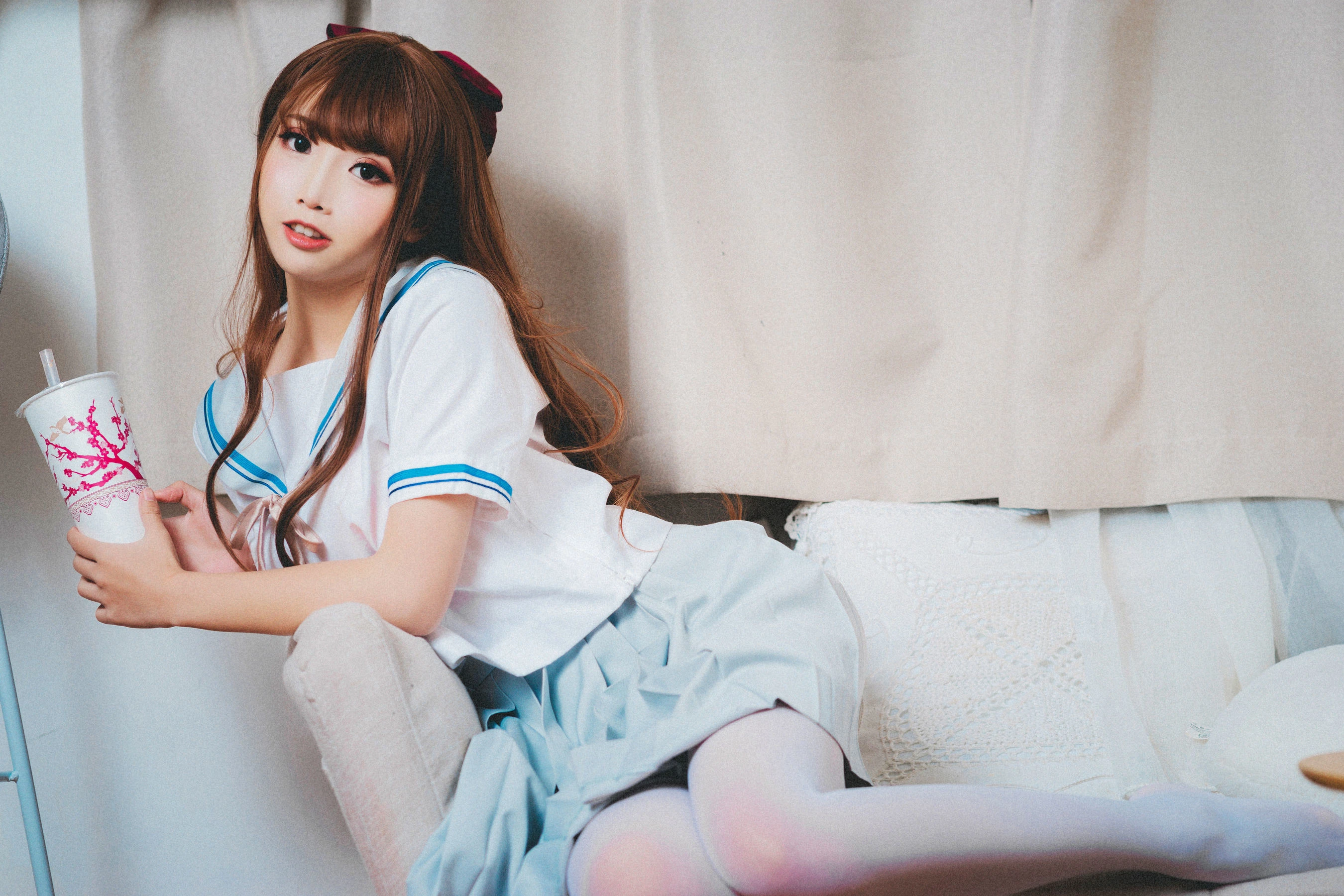 [萝莉COS] 面饼仙儿 – JK秀 [16P]插图1
