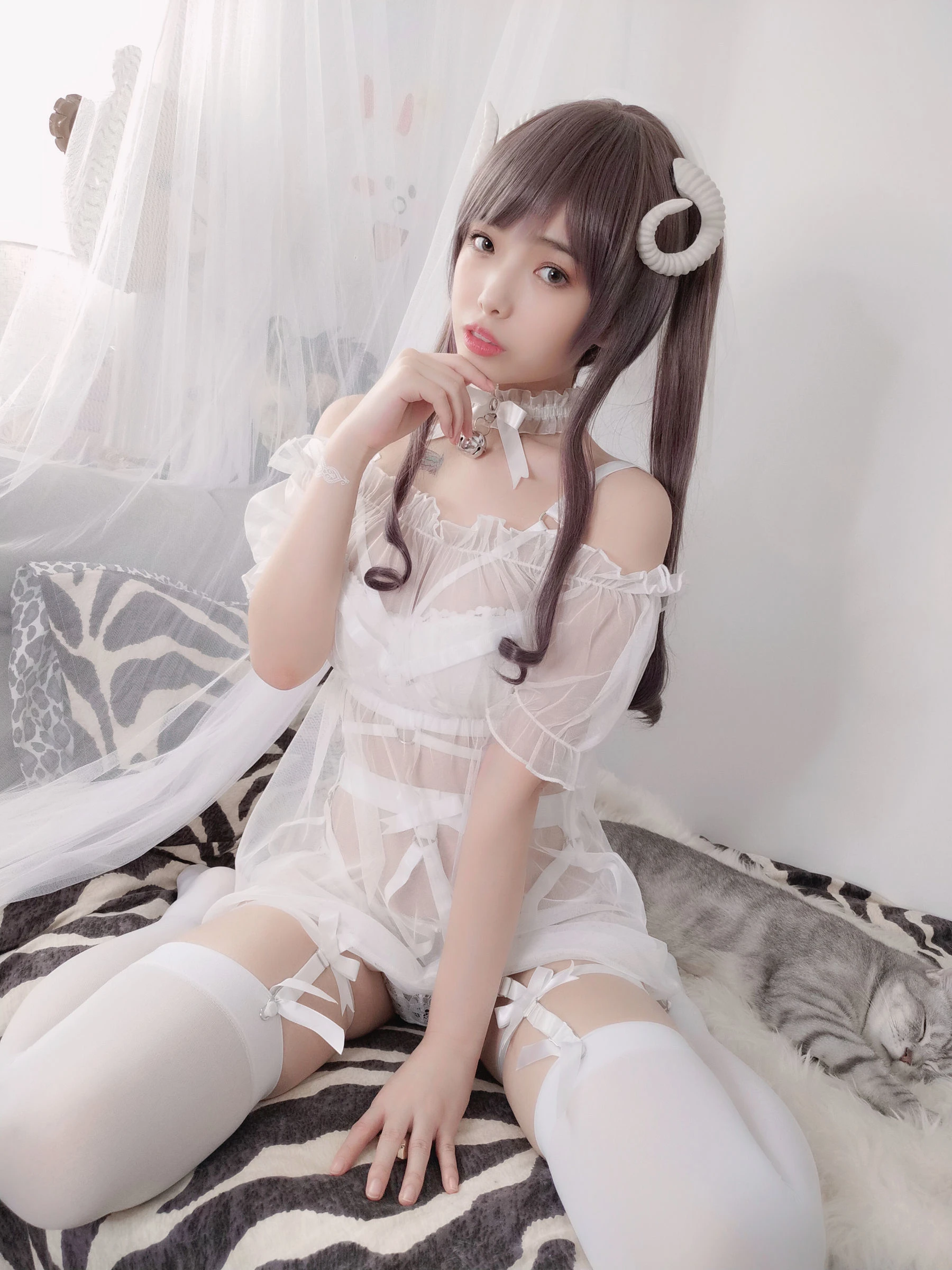 [萝莉COS] 雯妹 – 白色小绵羊 [42P]插图4