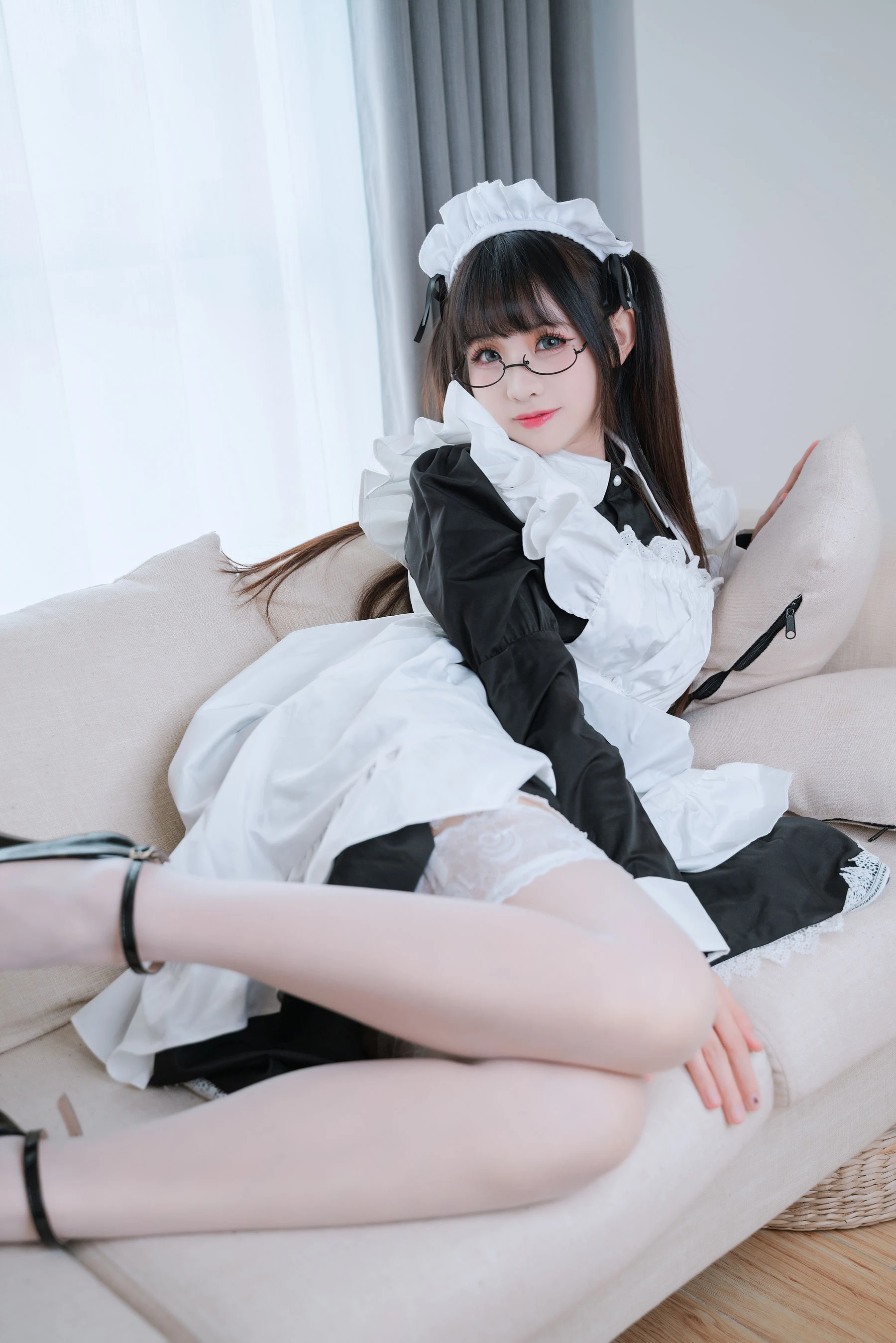 miko酱ww – 女仆 [23P]插图1