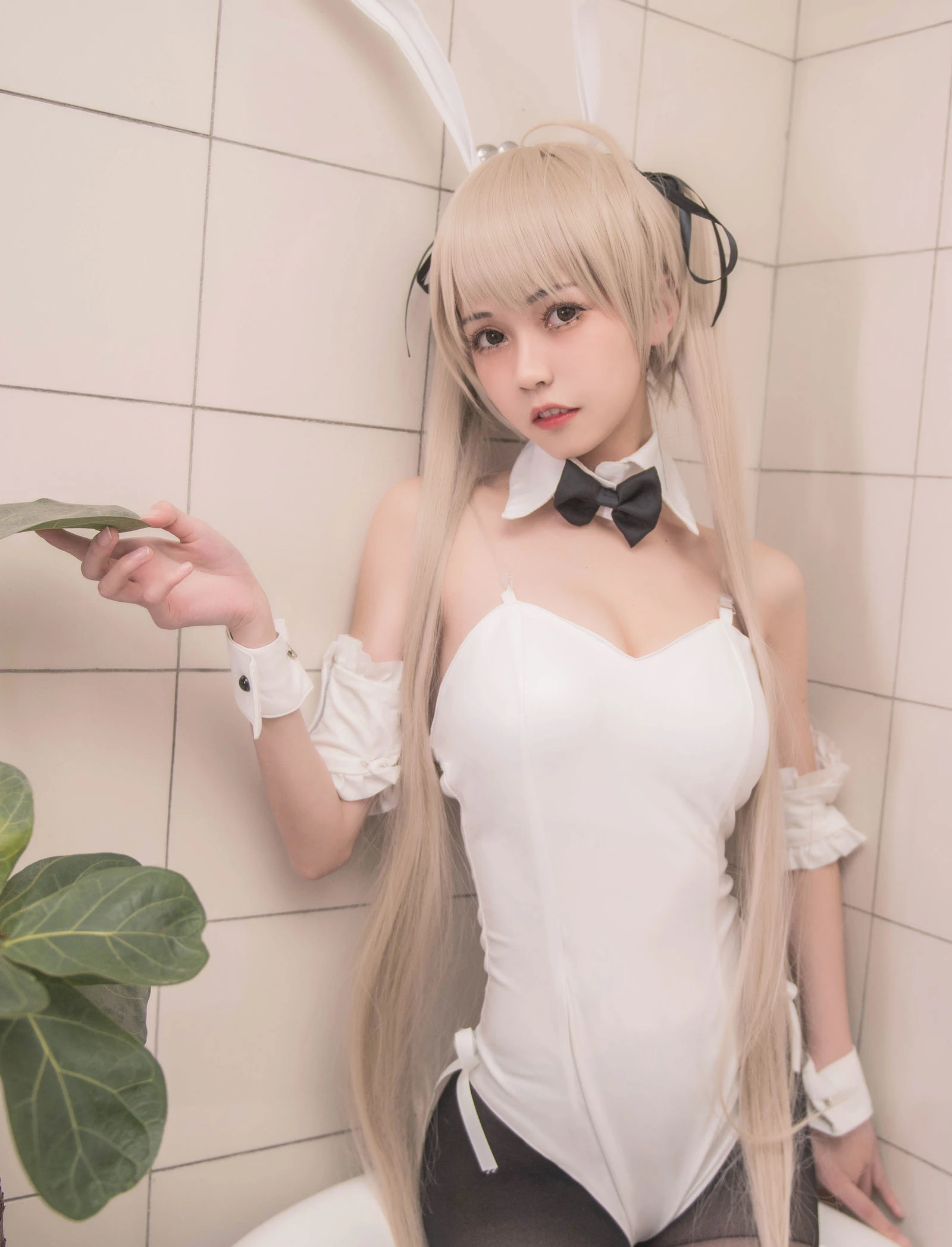 [萝莉COS] 小妖精你的负卿 – 穹妹兔女郎 [18P]插图5