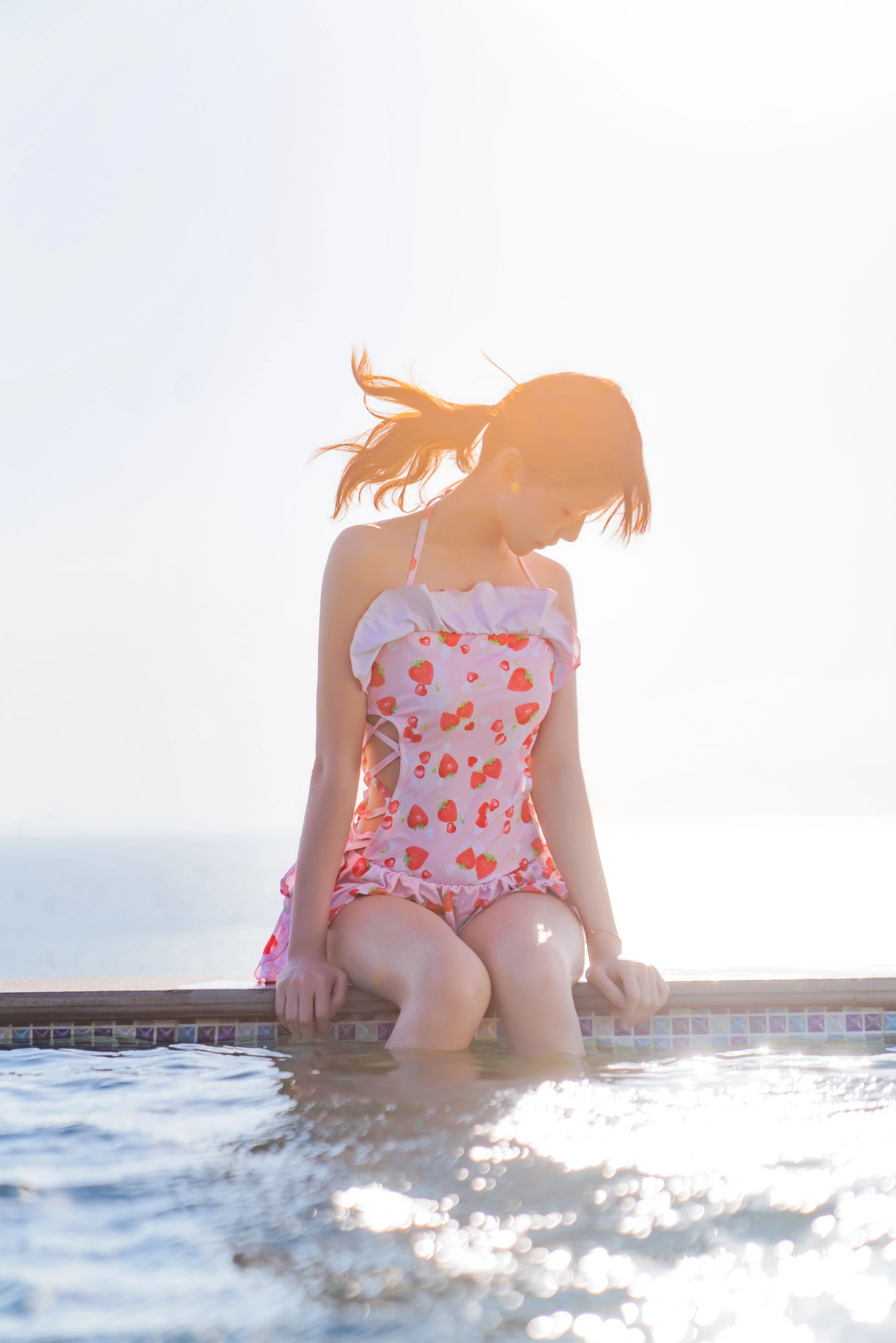 桜桃喵 – 甜甜之草莓泳衣插图2