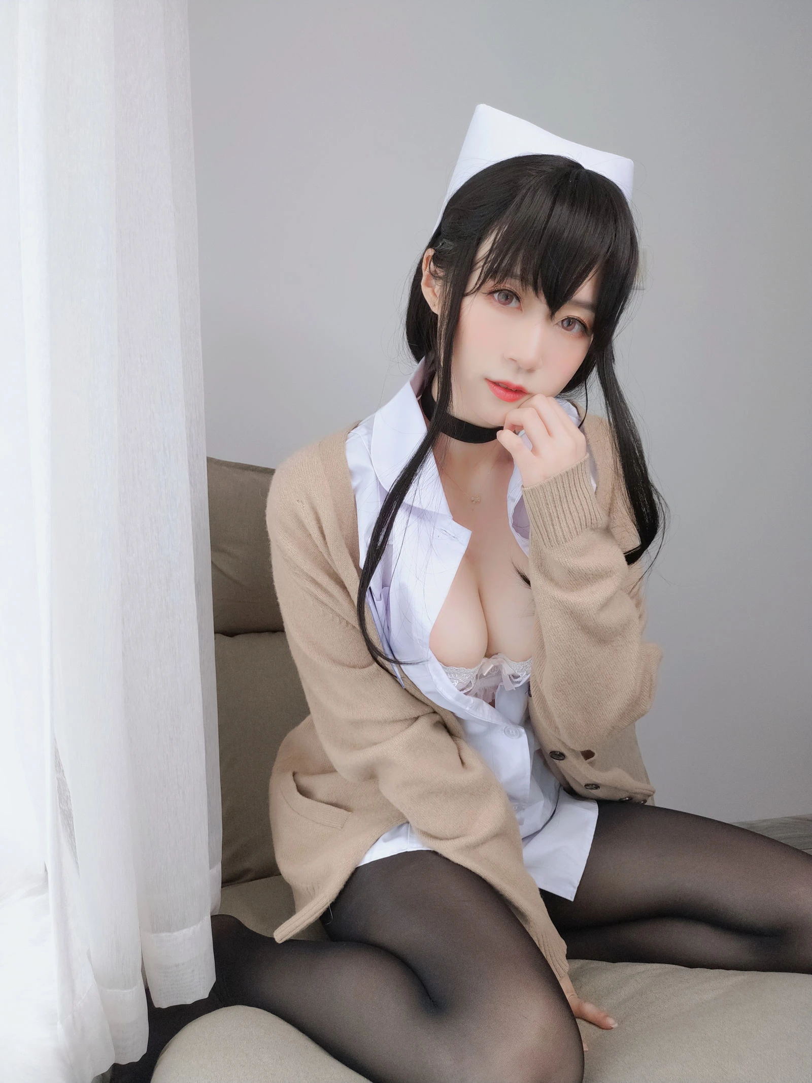 白银 – 长发小护士插图3