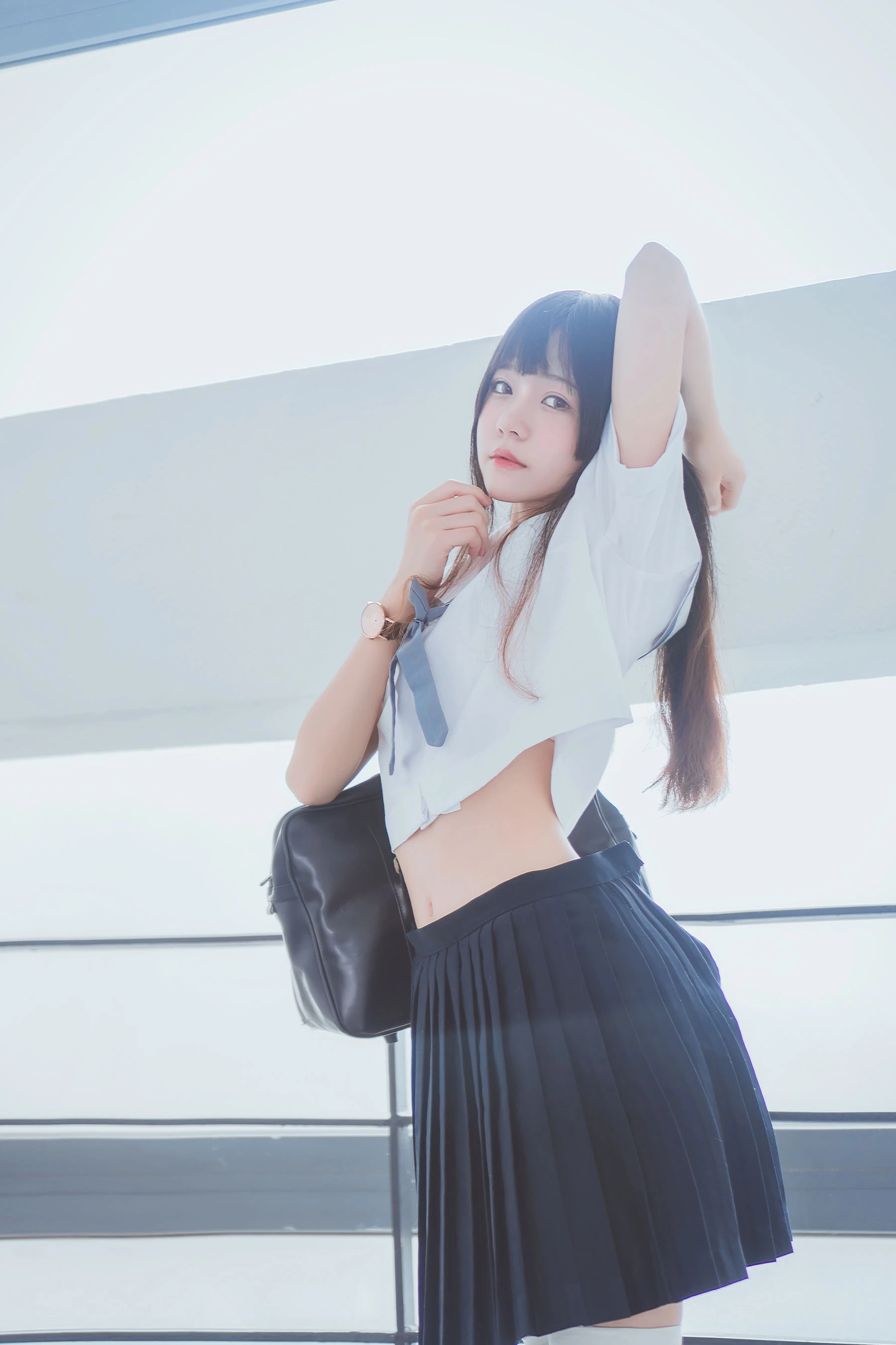 桜桃喵《蓝白水手服》插图1
