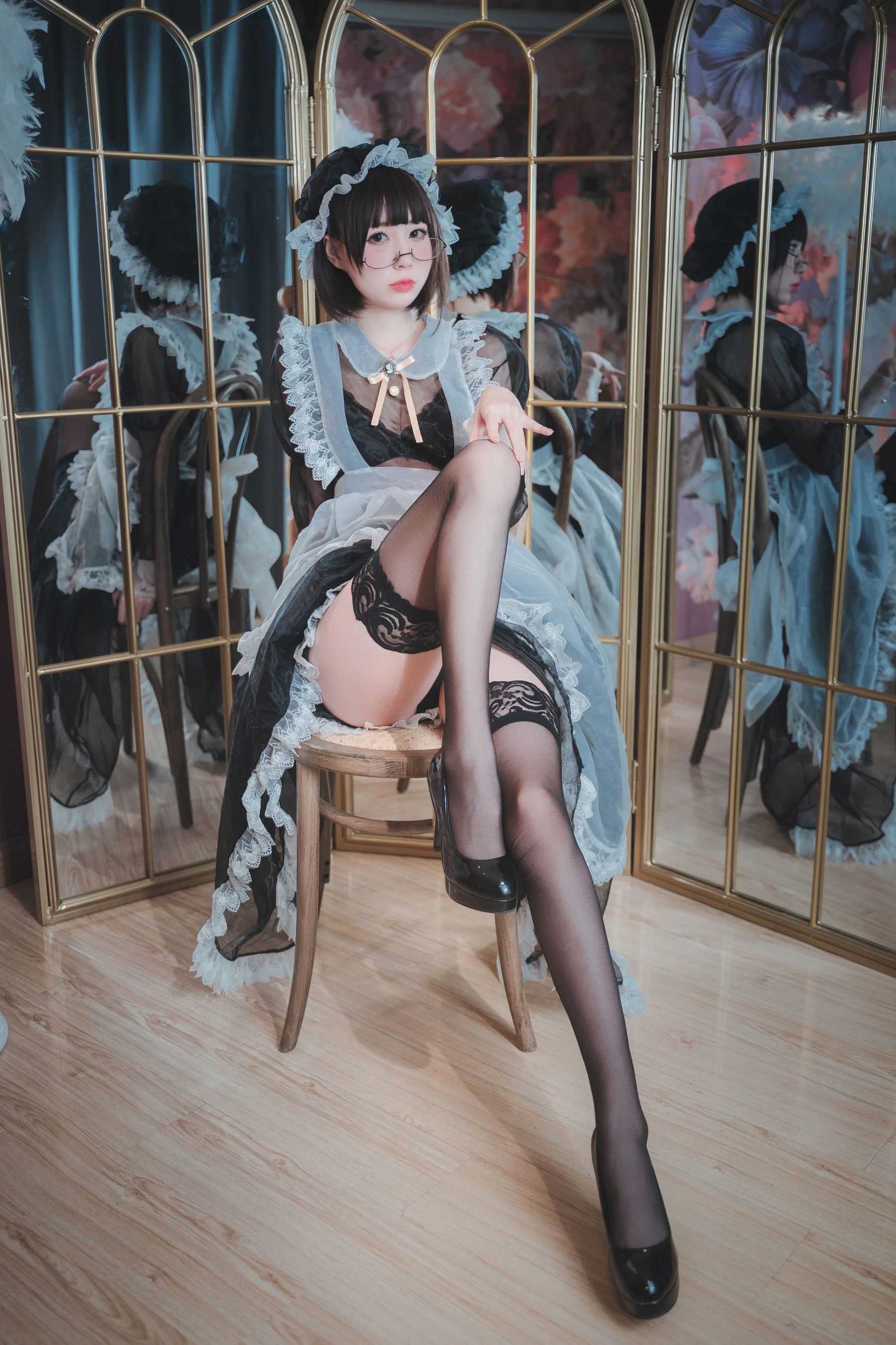 西园寺南歌 – 透明女仆插图3