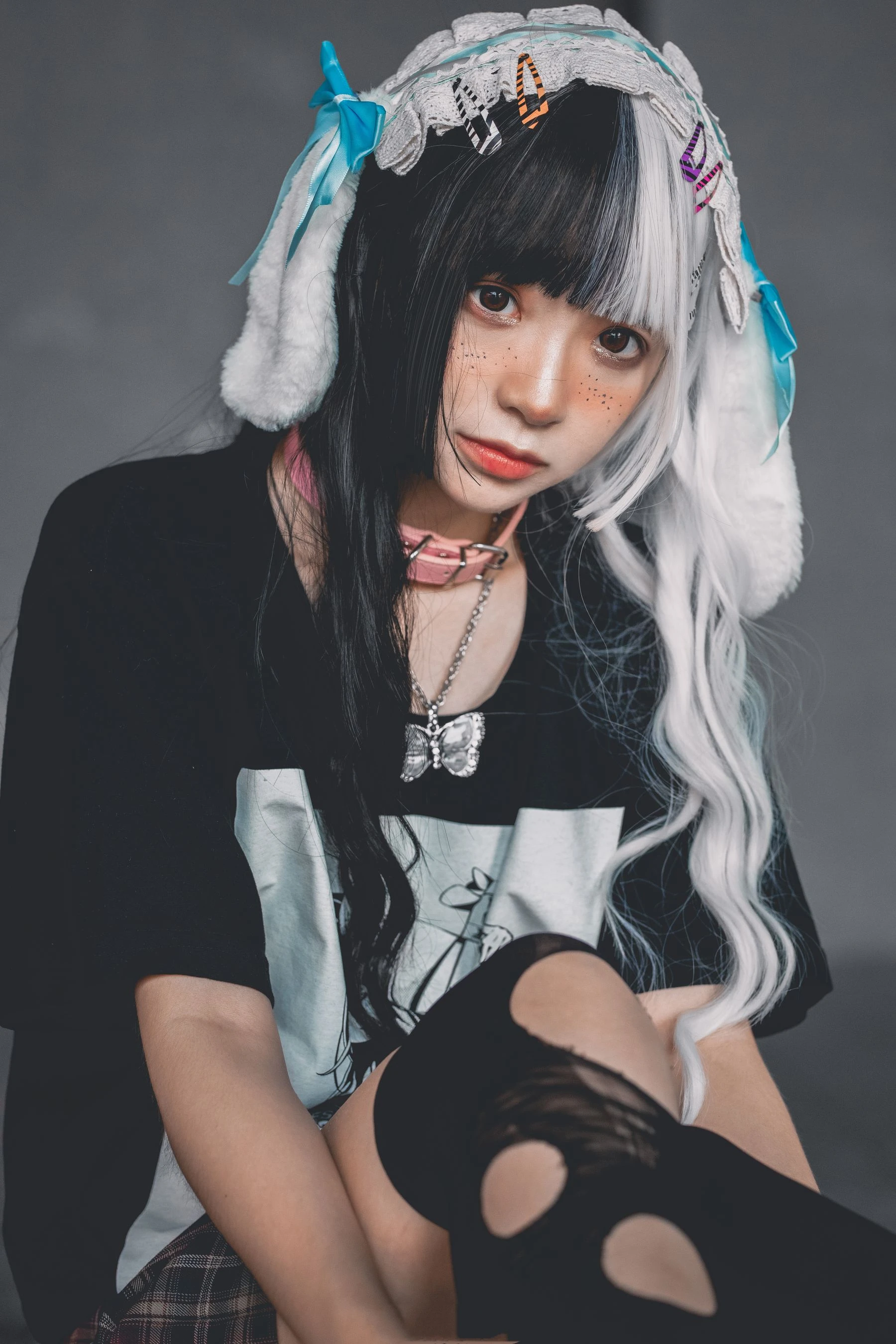 疯猫ss – 雀斑少女插图5