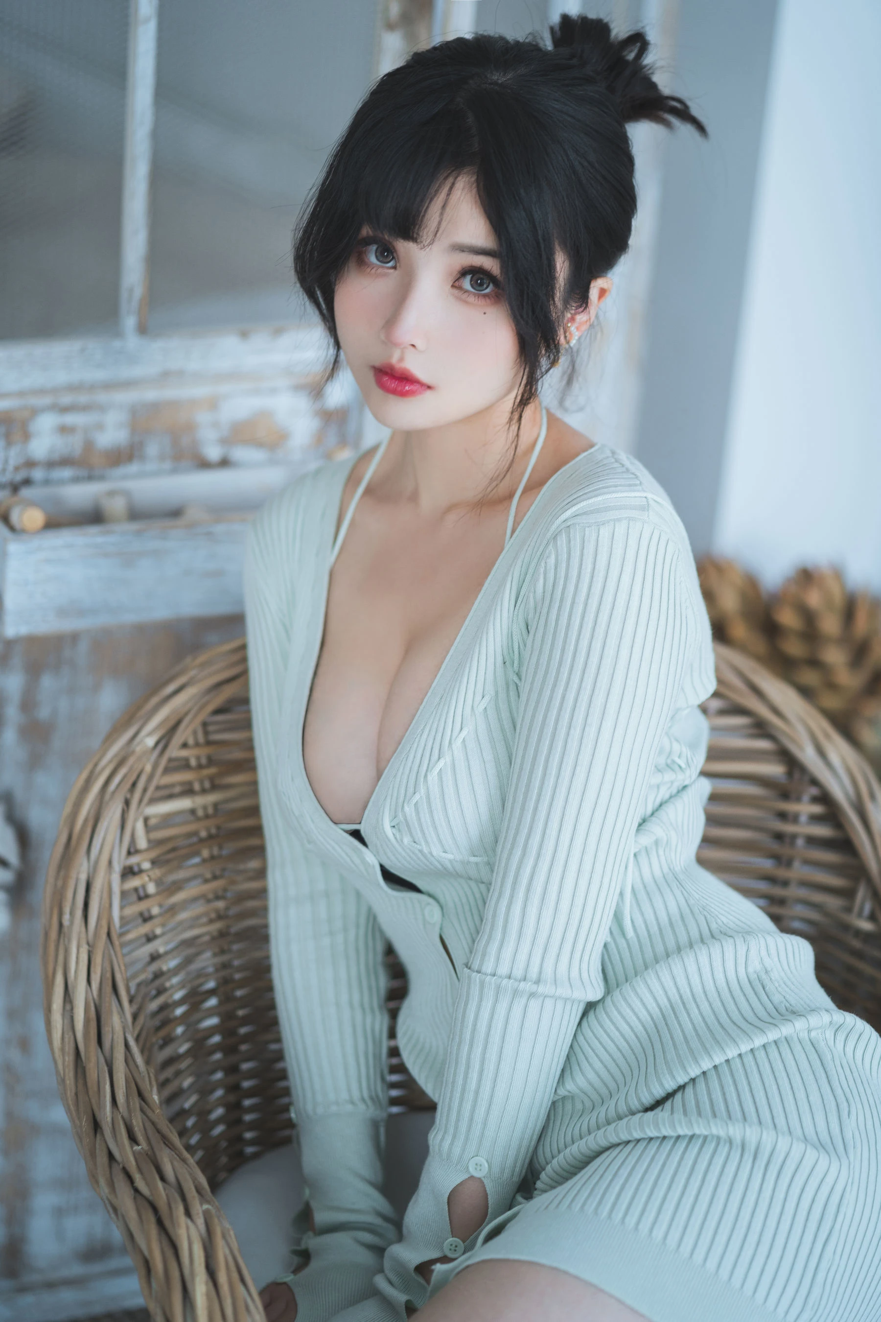COS福利rioko凉凉子 – 人妻毛衣 [54P]插图4