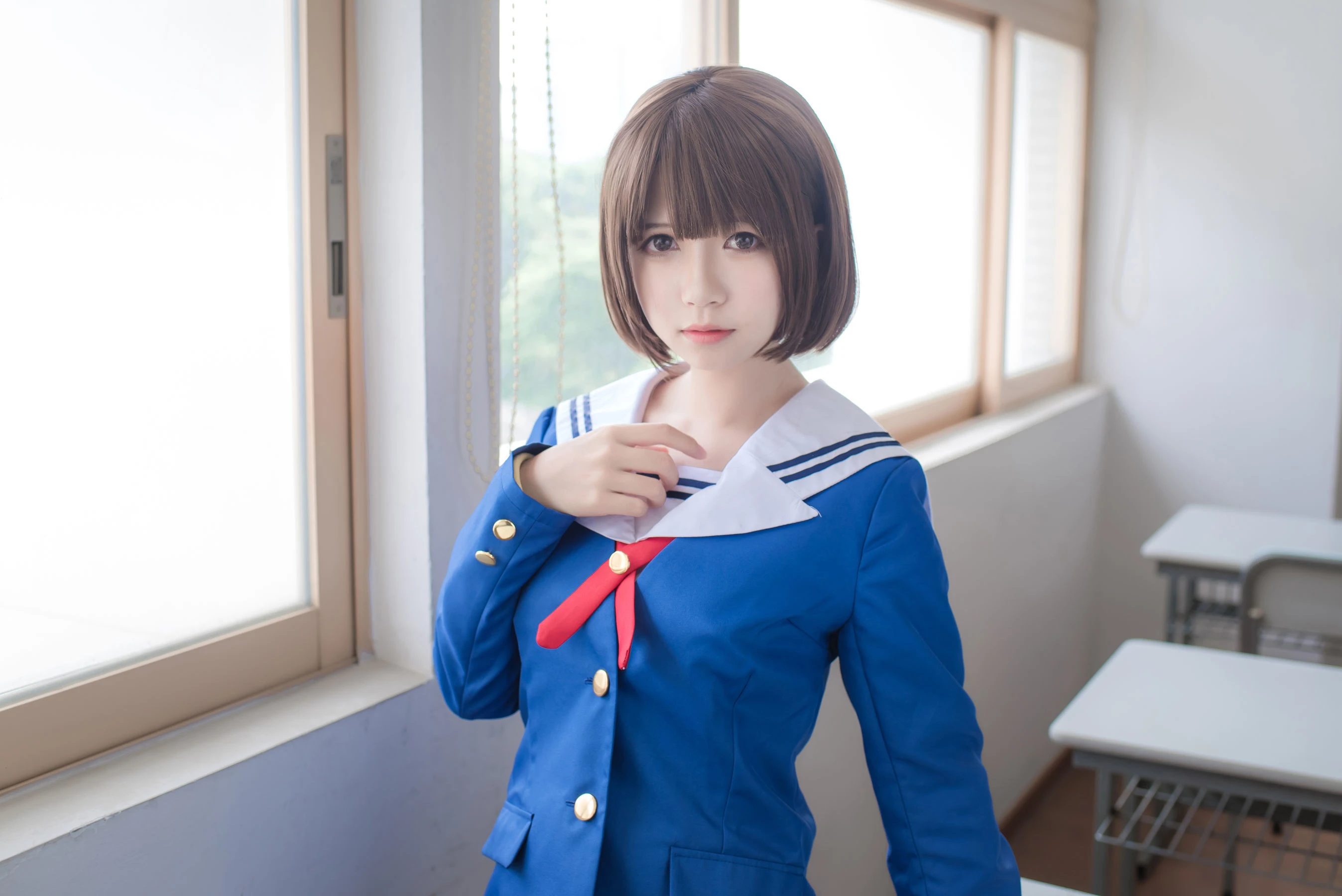 白金Saki – 校服插图1