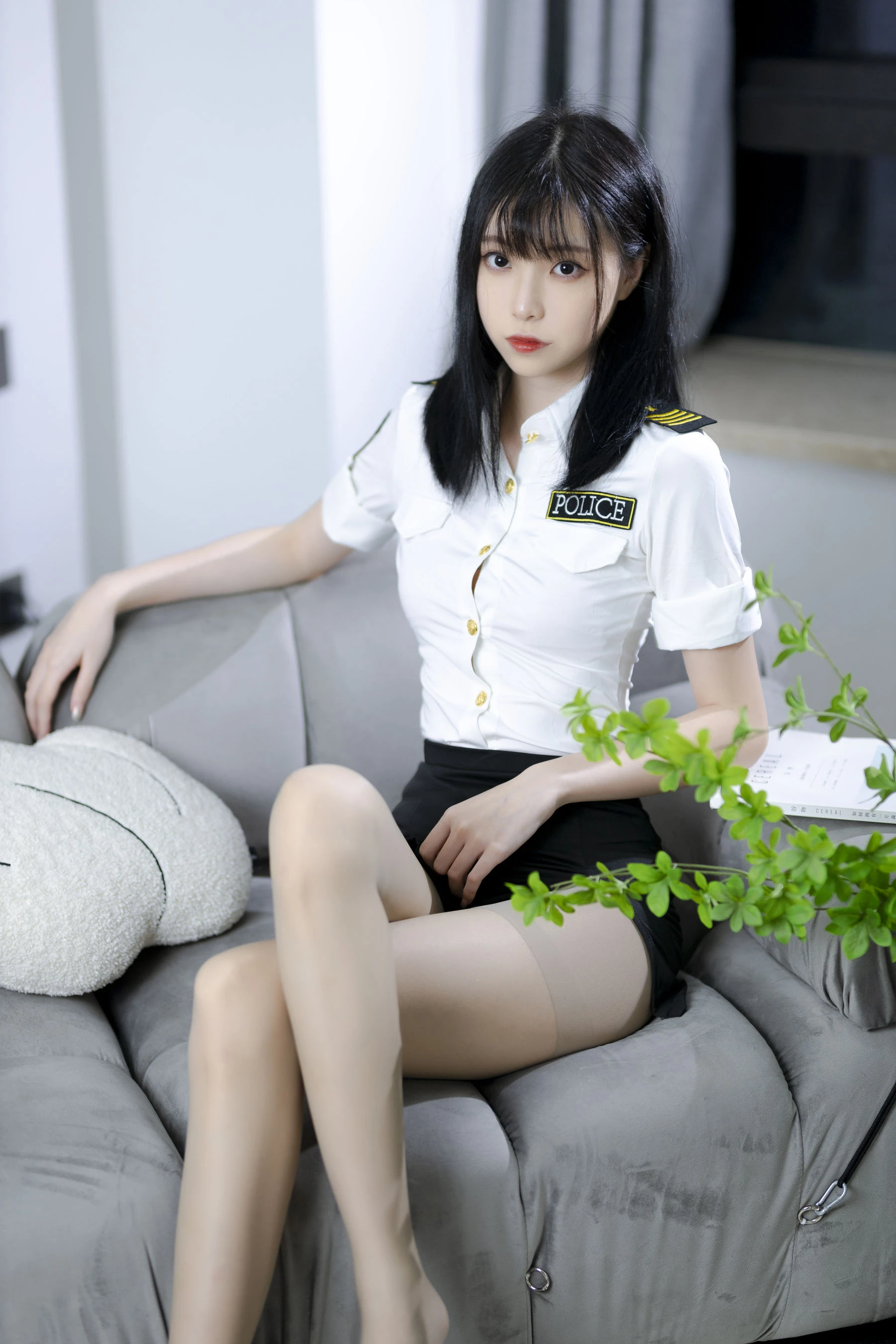 许岚(叁月life) – 灰丝制服高清在线免费欣赏–微密图社-微密图社