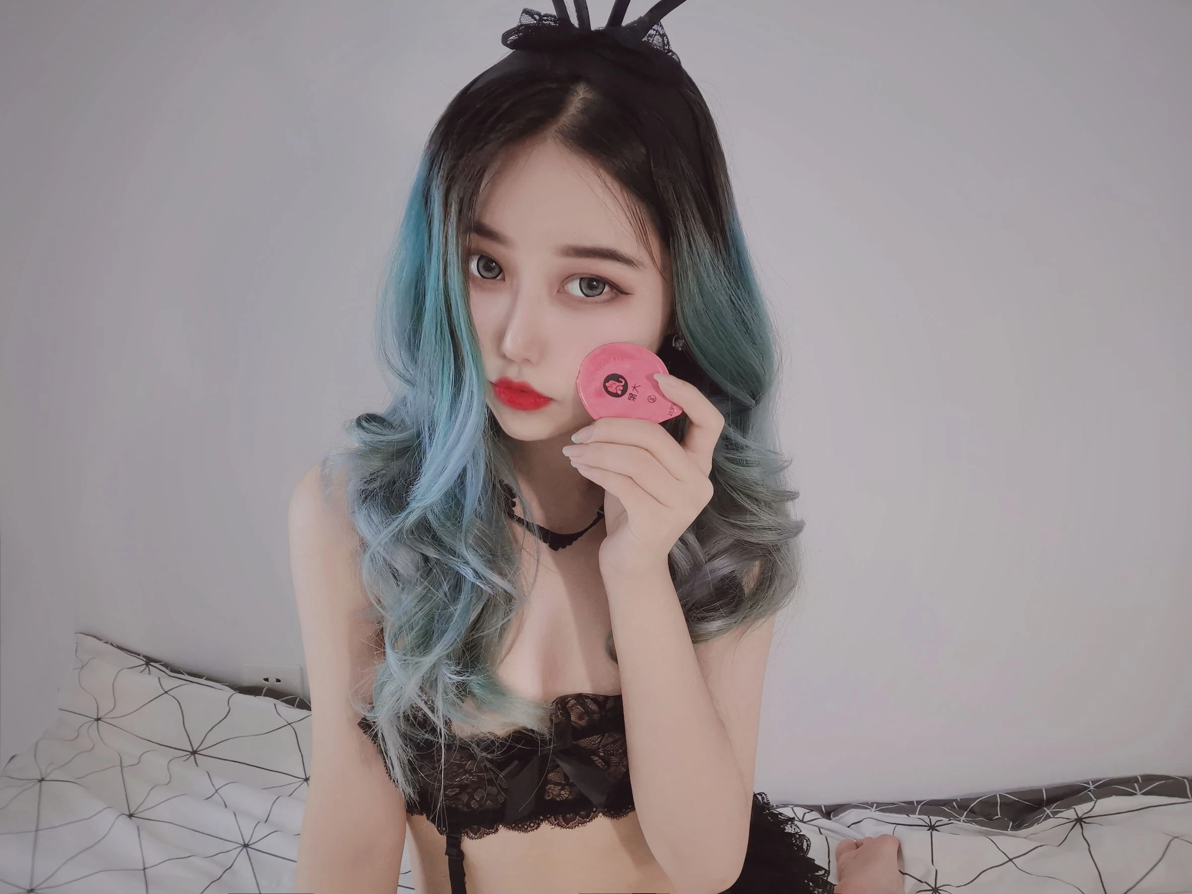 eloise软软 – 小粉盒黑兔子插图3