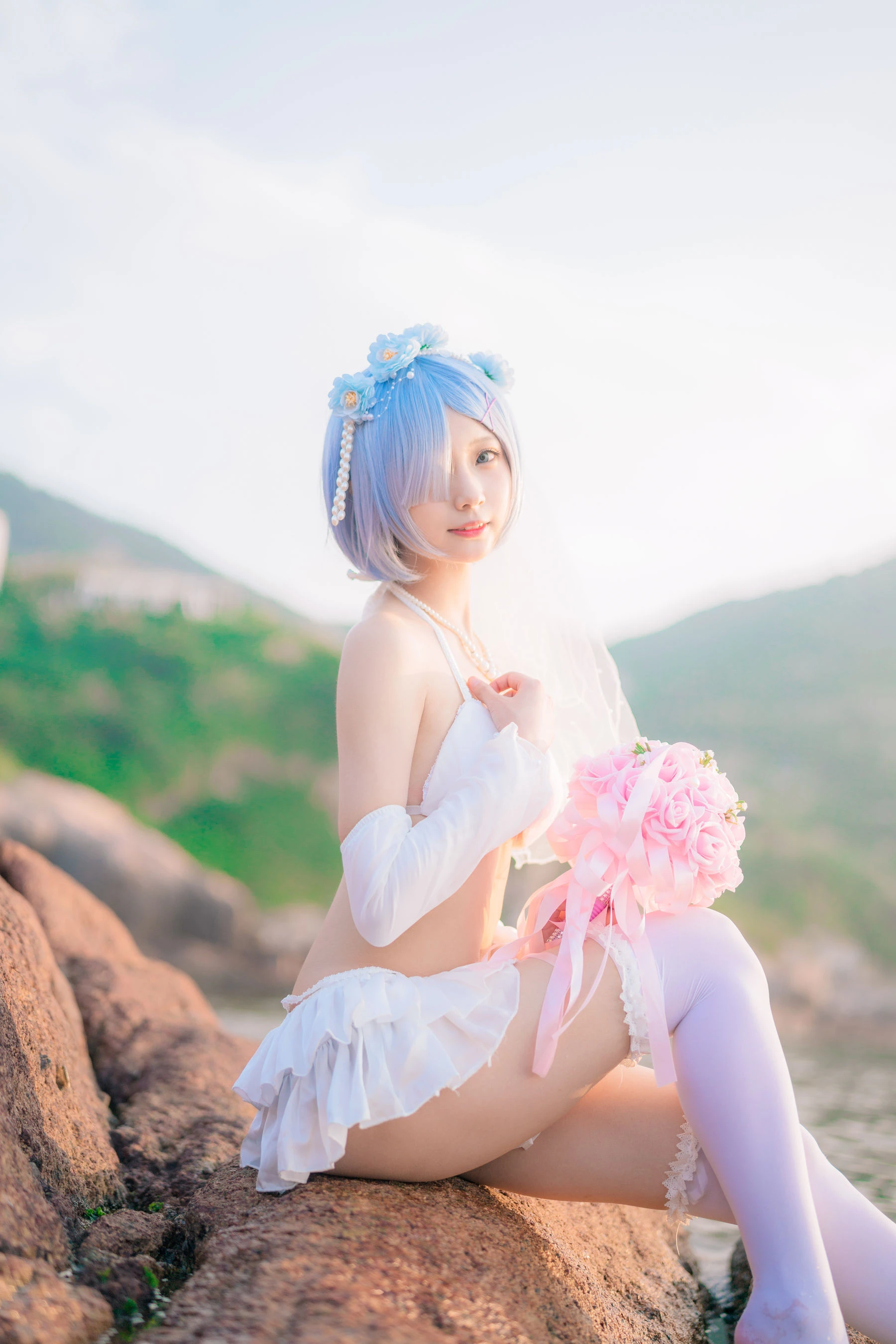 橙子喵 – 蕾姆海边婚纱花嫁插图5
