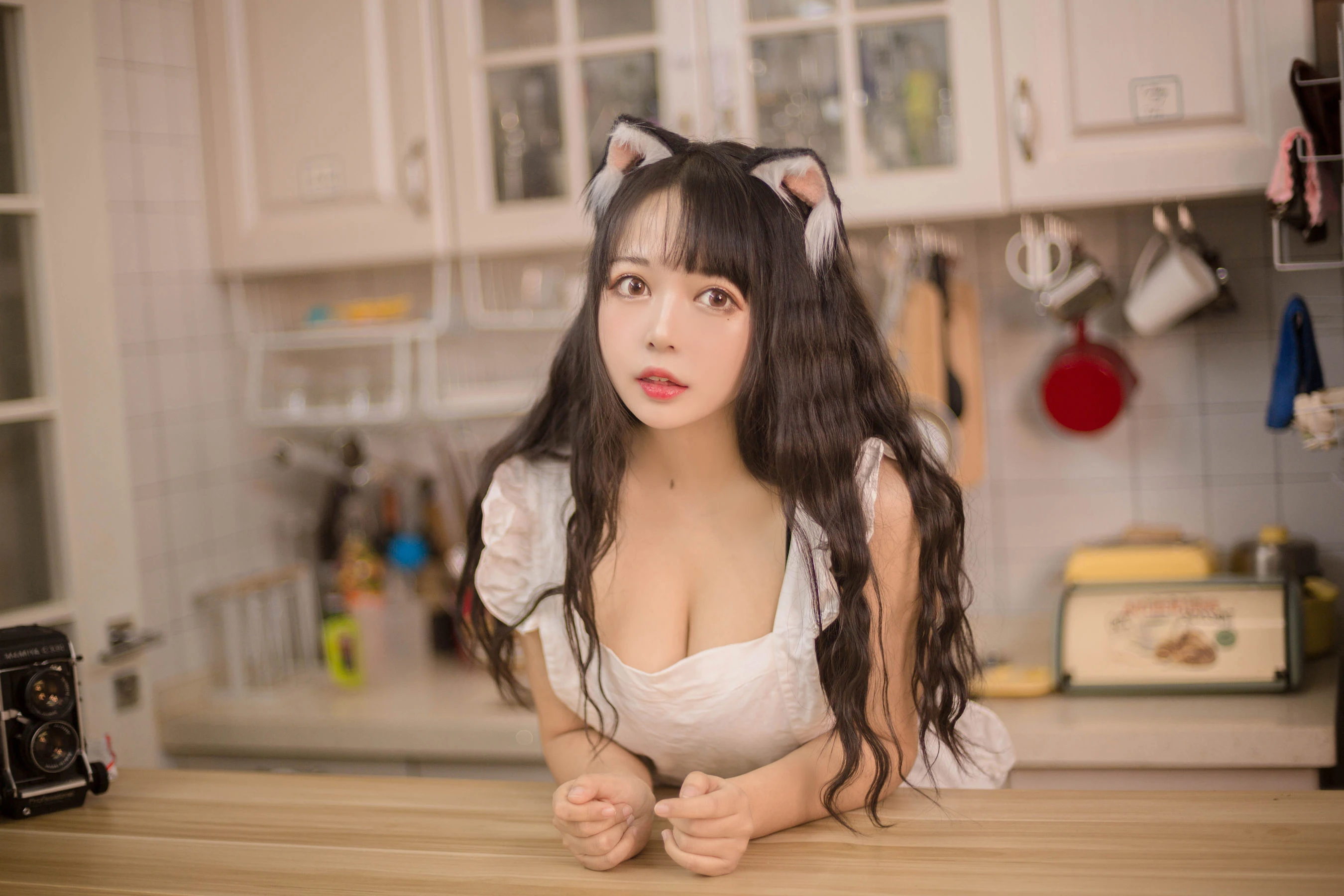 大眼萌妹黑猫猫OvO 厨房高清在线免费欣赏–微密图社-微密图社