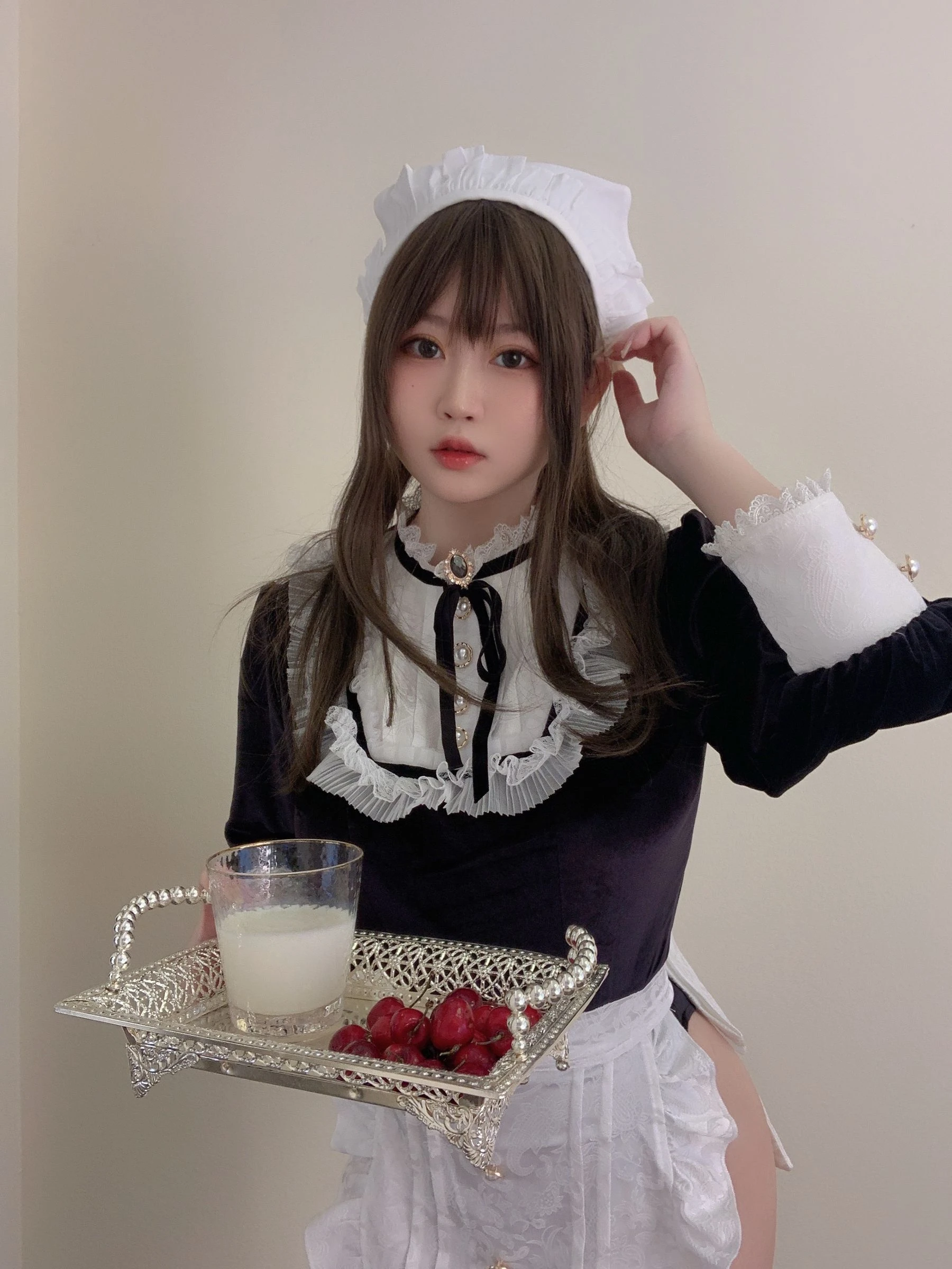 蜜桃少女是依酱呀 – 女仆馆长高清在线免费欣赏–微密图社-微密图社