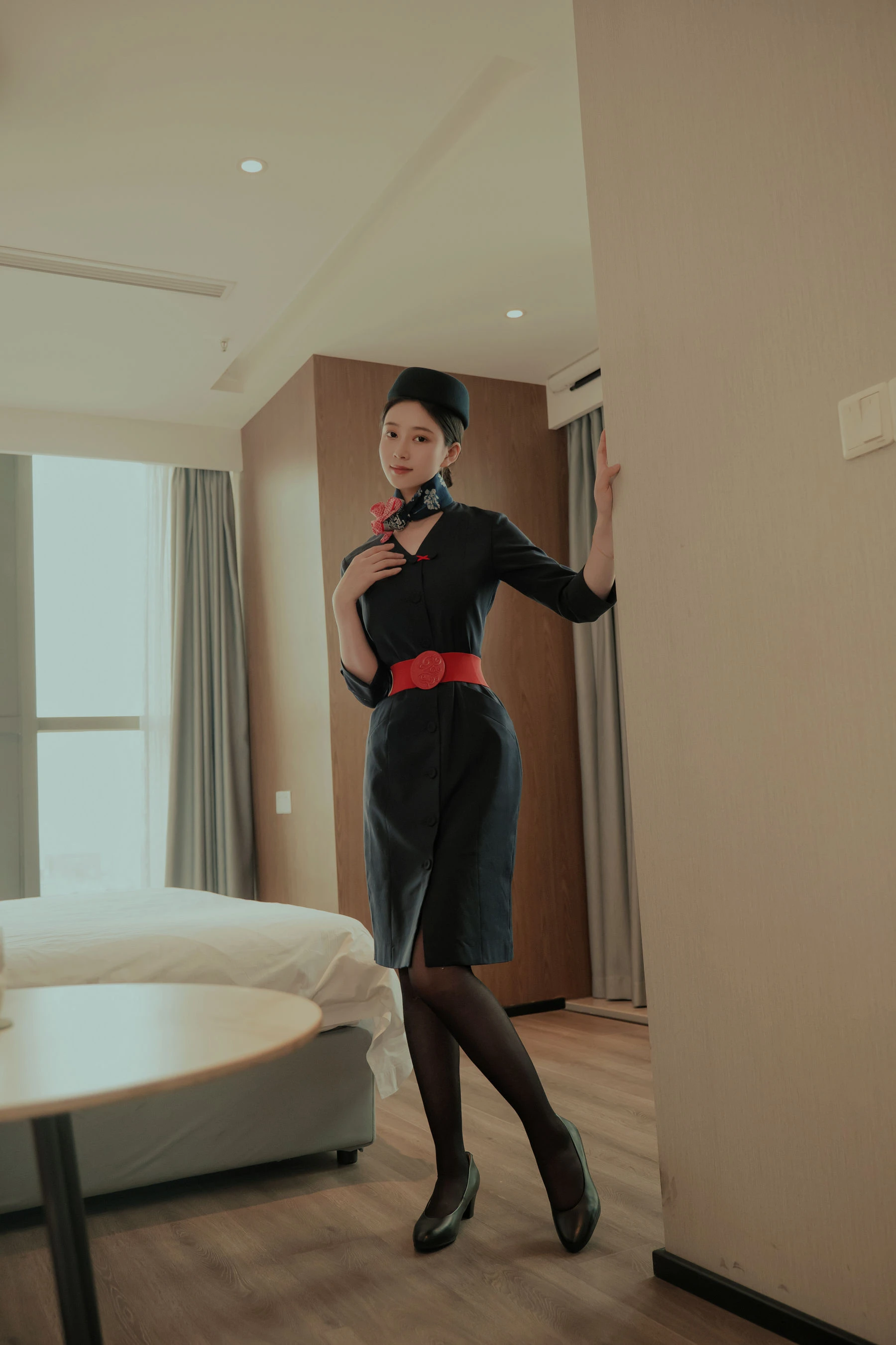 Nnian – 空姐酒店篇 [25P]高清在线免费欣赏–微密图社-微密图社