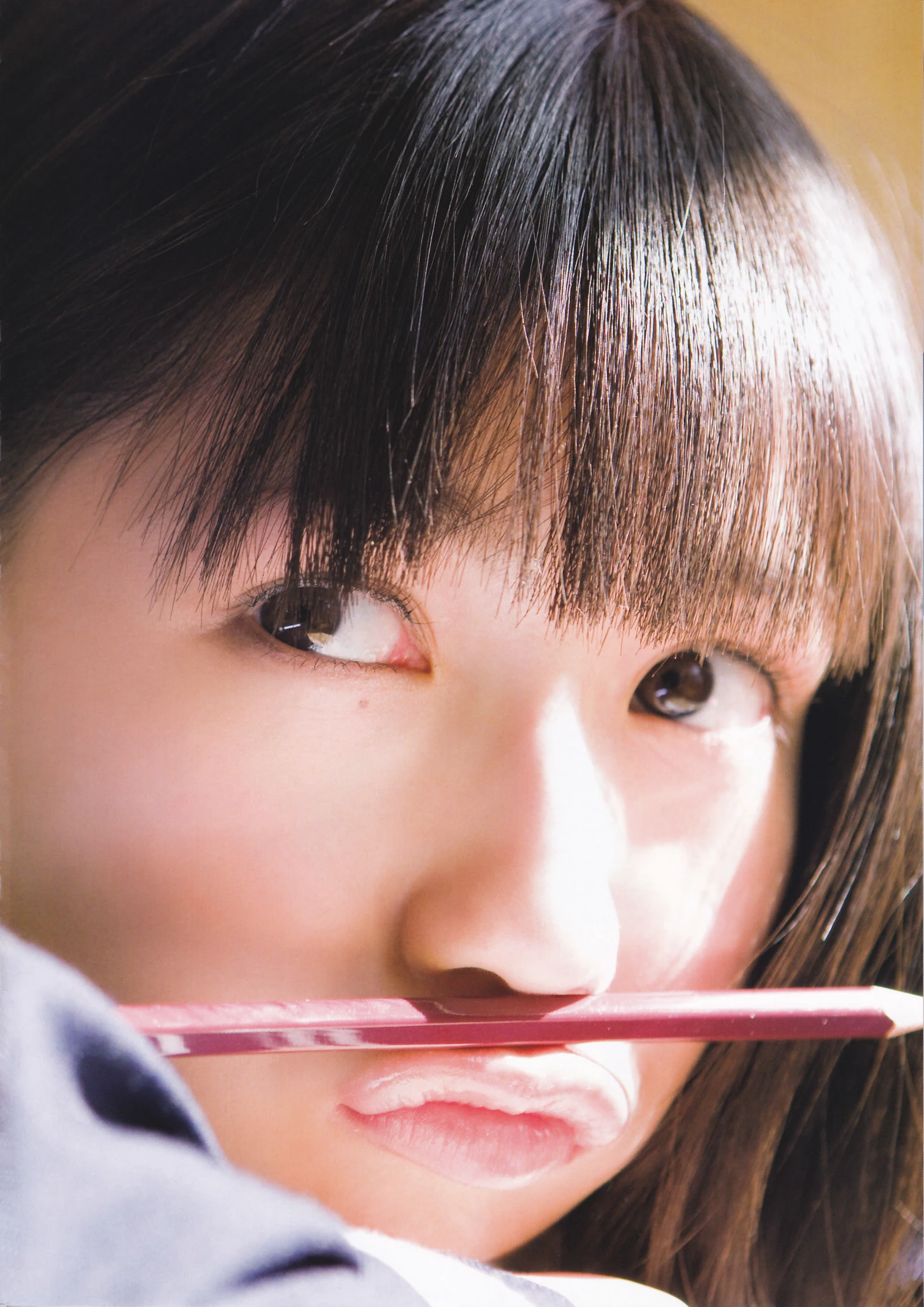 渡邊麻友『1st写真集 まゆゆ』 渡边达生插图1