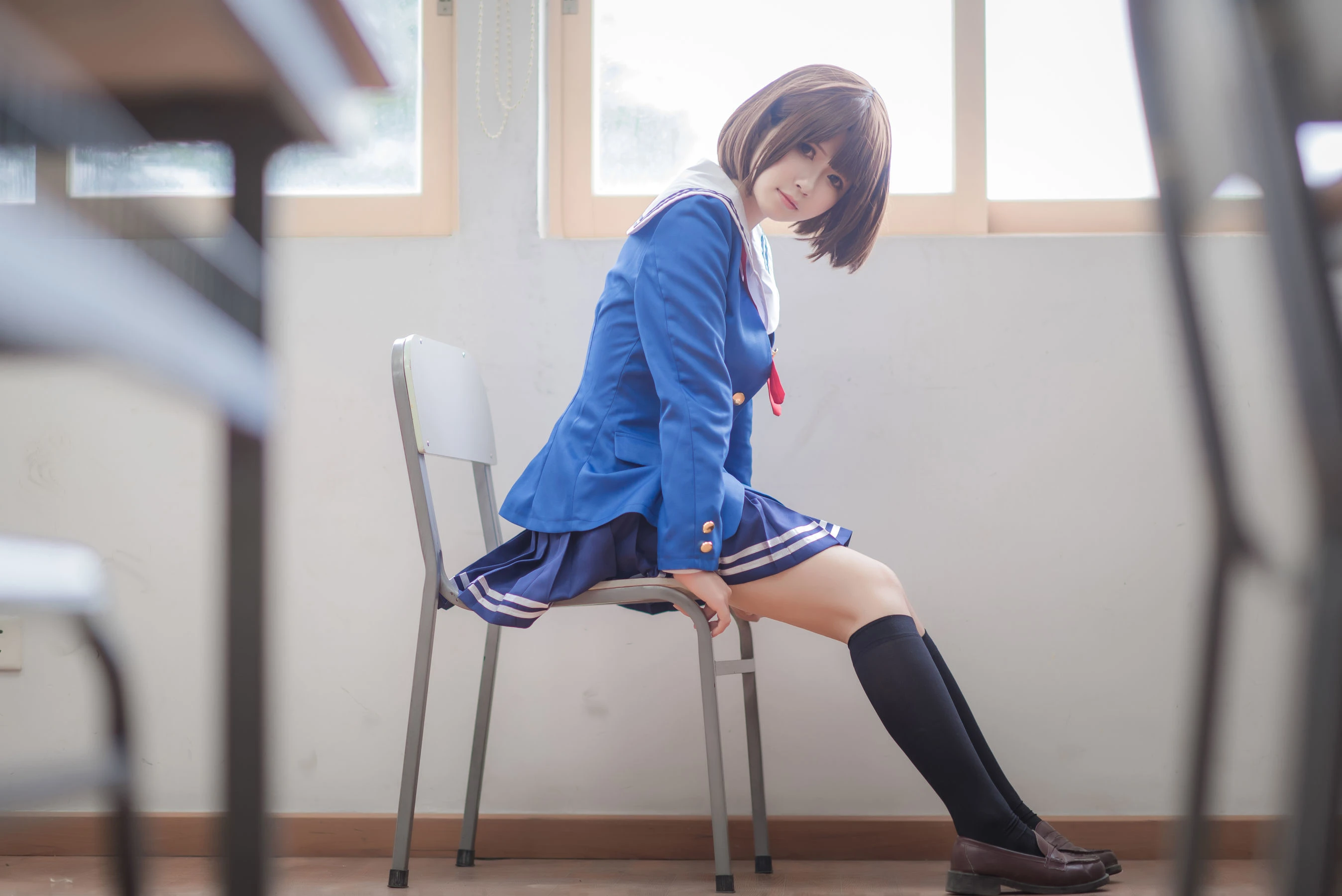 白金Saki – 校服插图8