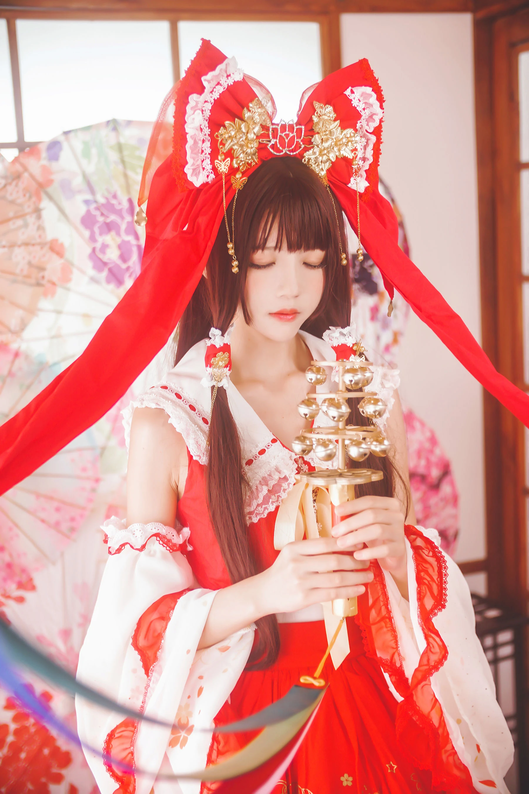[萝莉COS] 桜桃喵《灵梦 新年快乐》 [45P]插图1