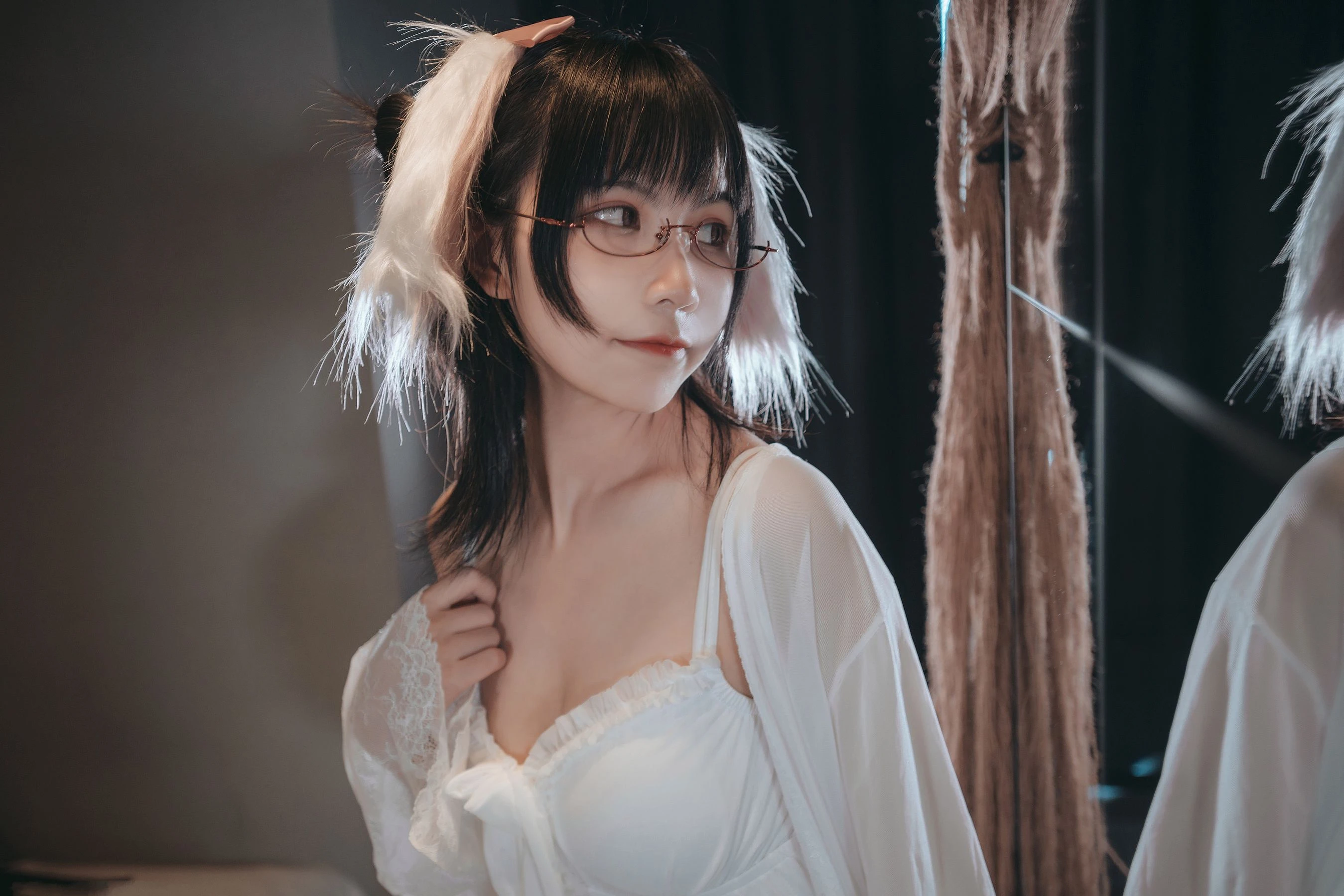 COSER美女逐月su 睡衣兔子 [28P]插图2