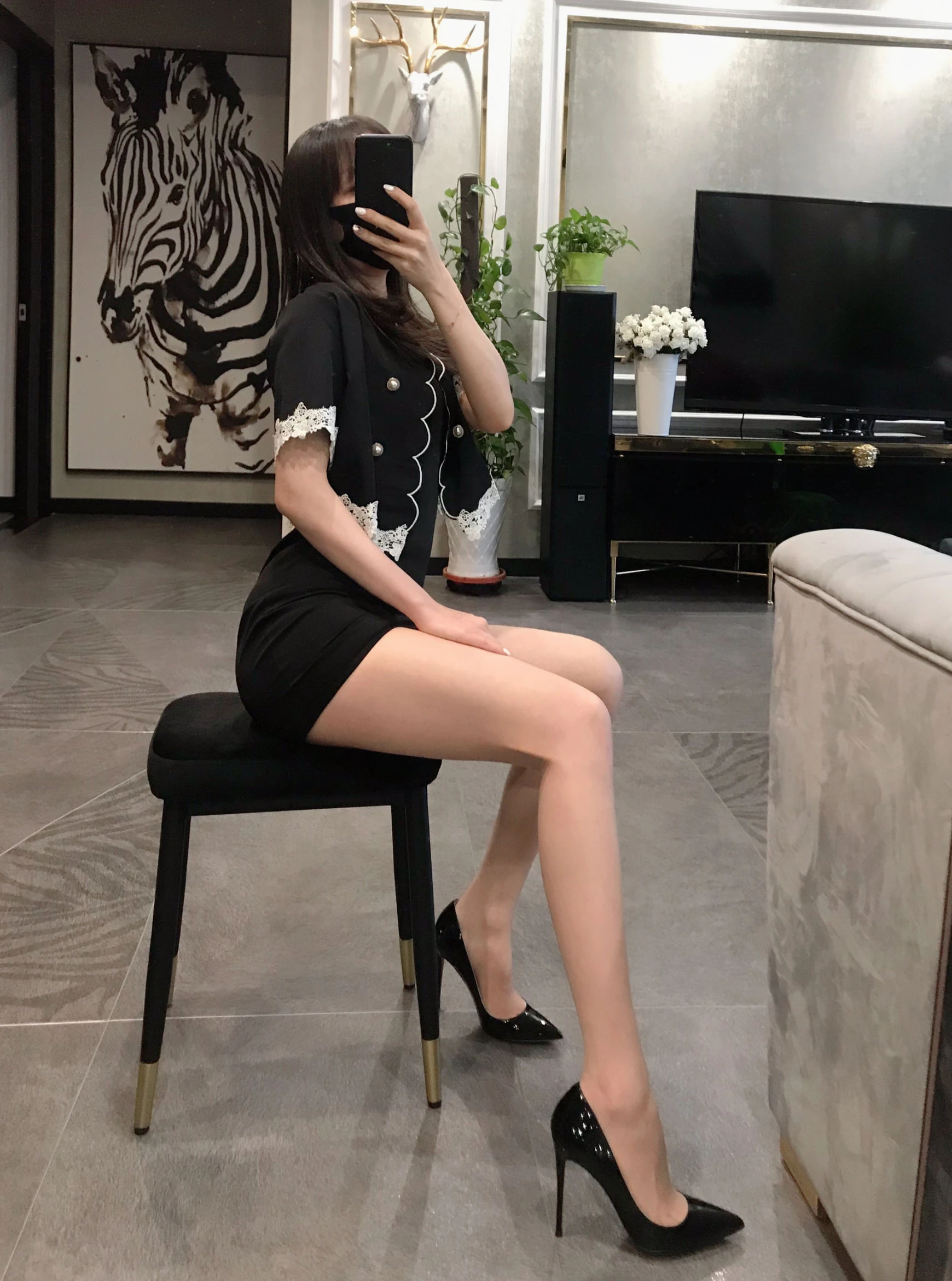 丝足博主麋鹿_Monroe 2020.05.30 月未丝集高清在线免费欣赏–微密图社-微密图社