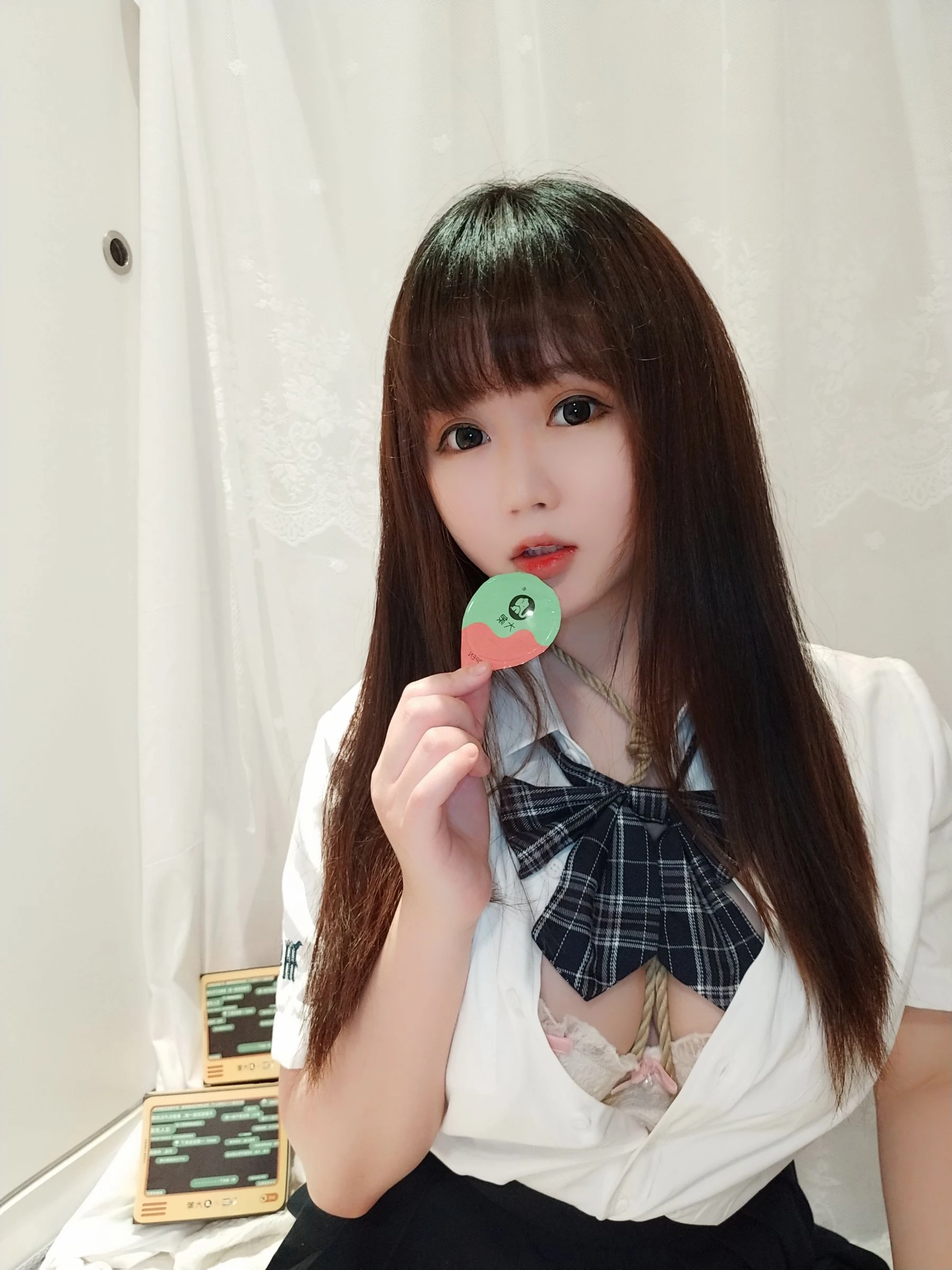 蜜桃少女是依酱呀 – JK捆绑插图3