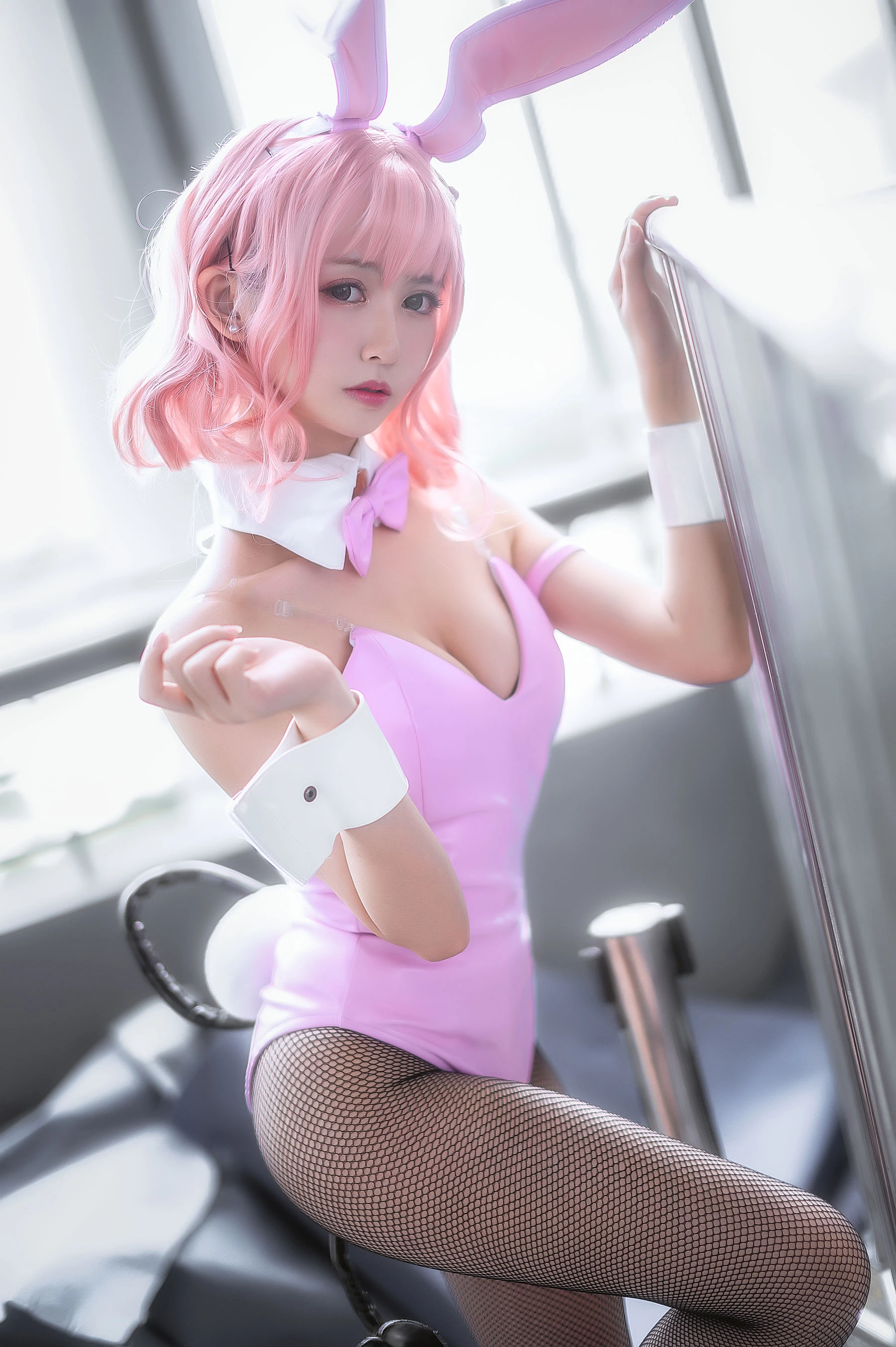超人气Coser鳗鱼霏儿 粉红兔女郎插图4