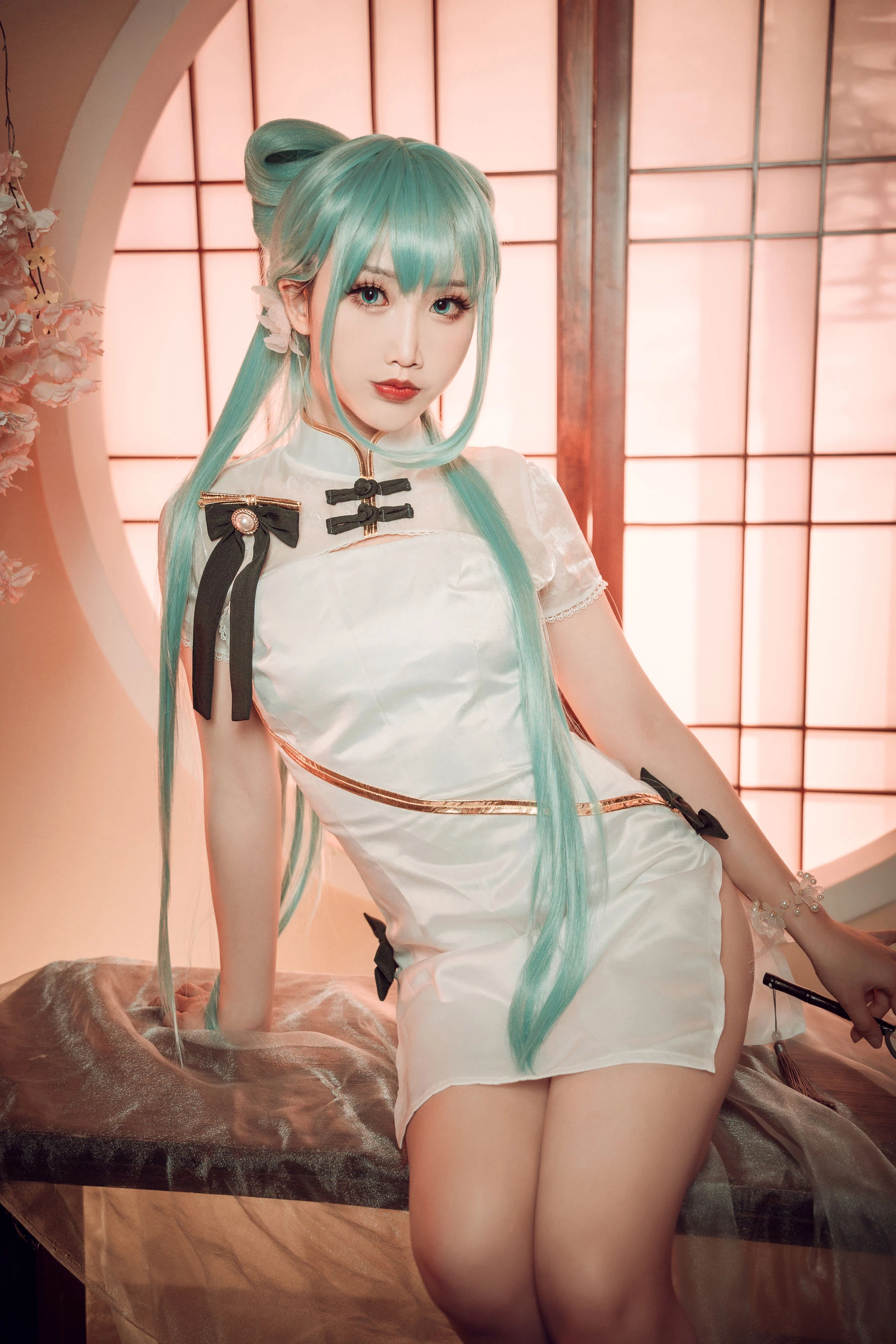 可爱人气Coser面饼仙儿 – 初音旗袍插图3