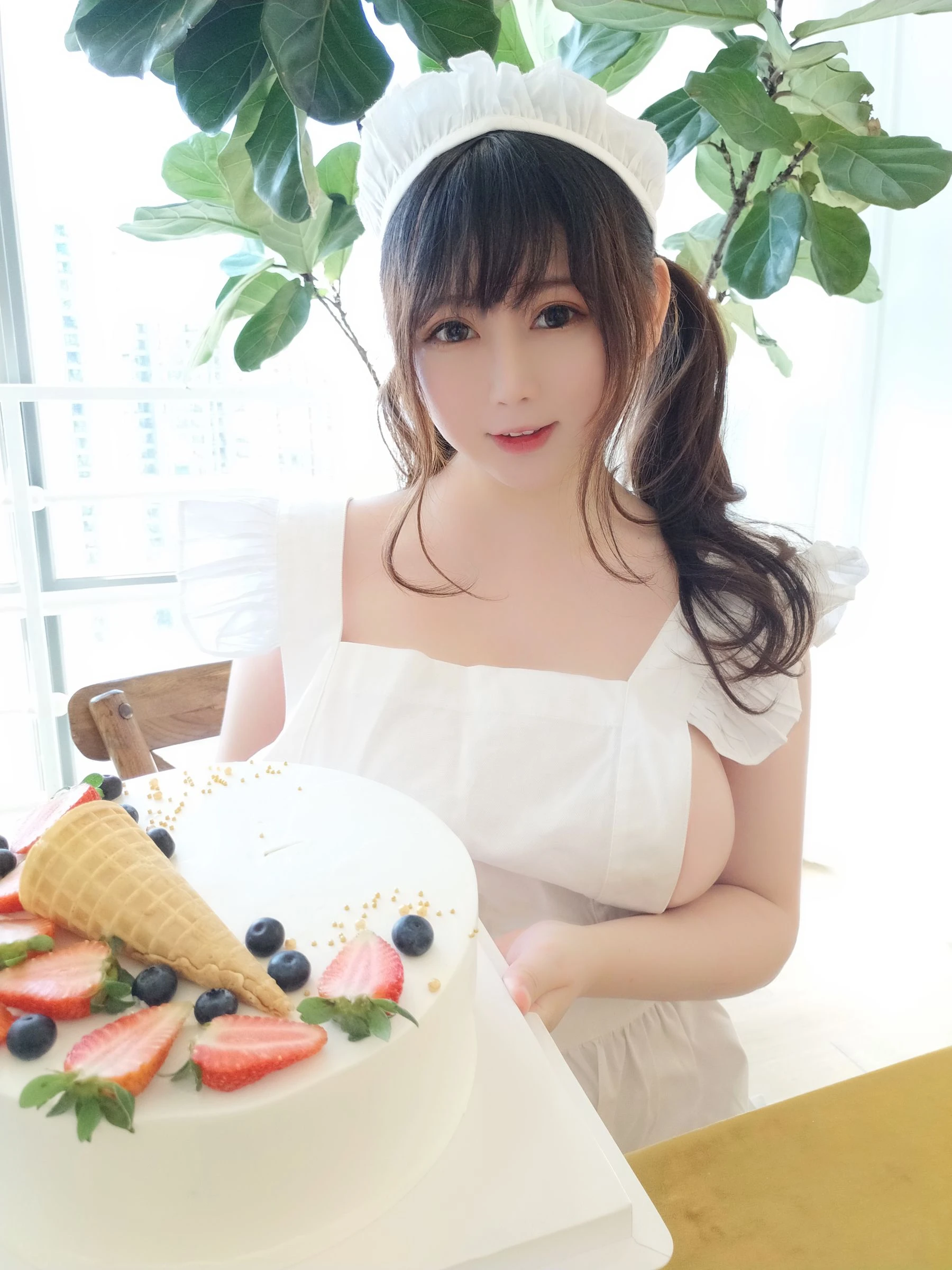 蜜桃少女是依酱呀 – 小厨娘高清在线免费欣赏–微密图社-微密图社