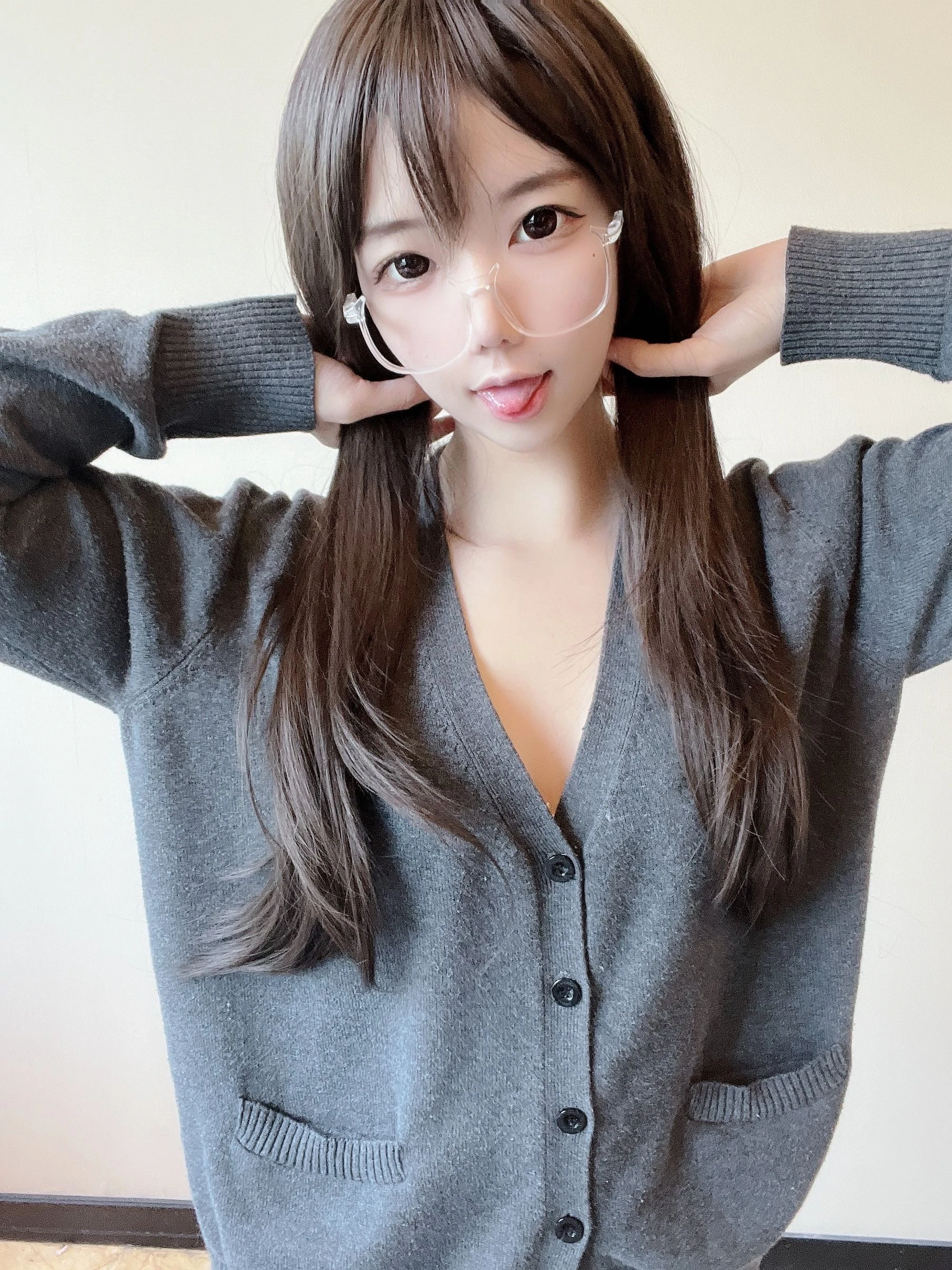 莉犬酱 – 黑丝白蕾丝高清在线免费欣赏–微密图社-微密图社