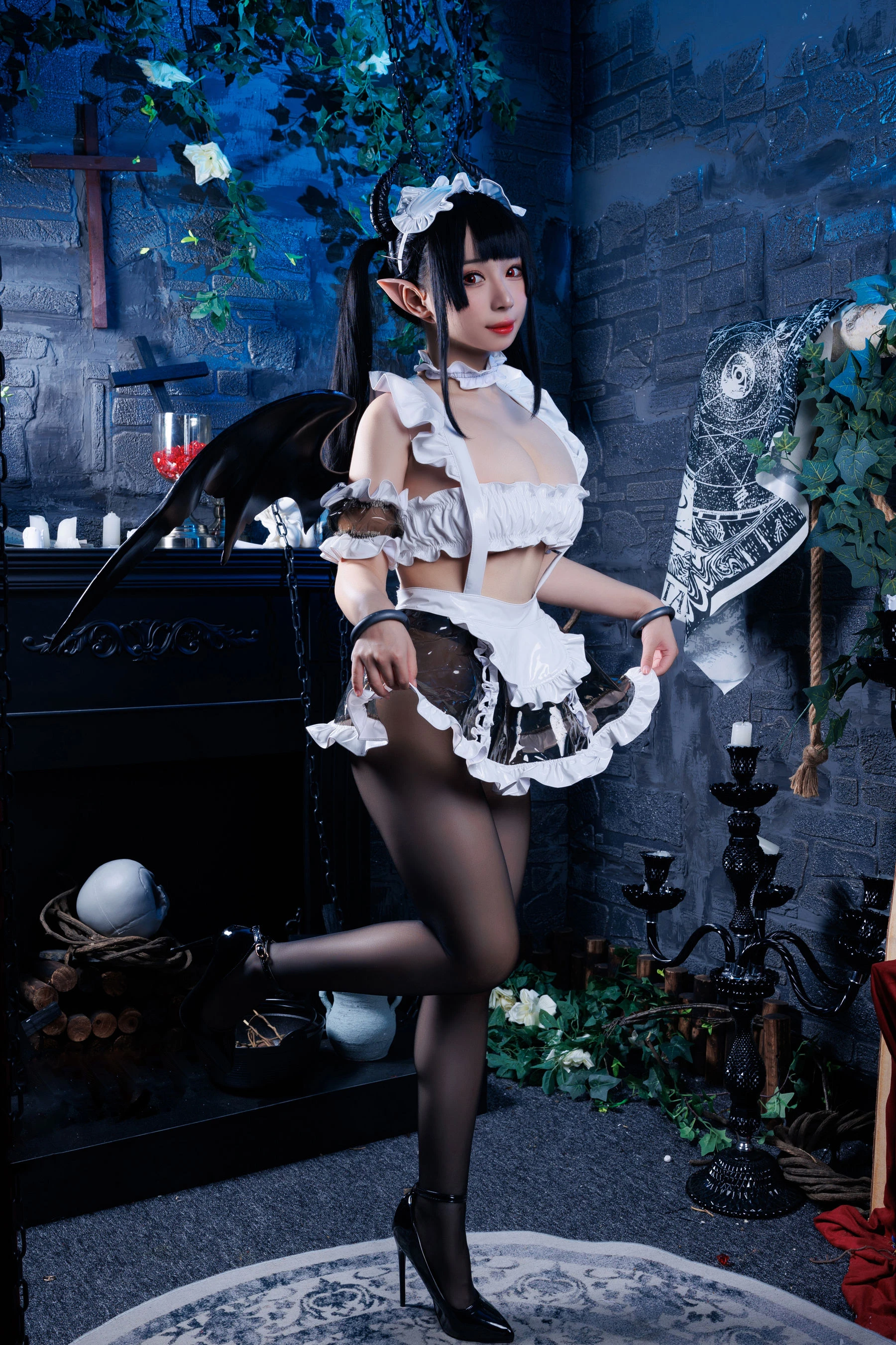 胡桃猫Kurumineko – 女仆吸血姬 [100P]插图1