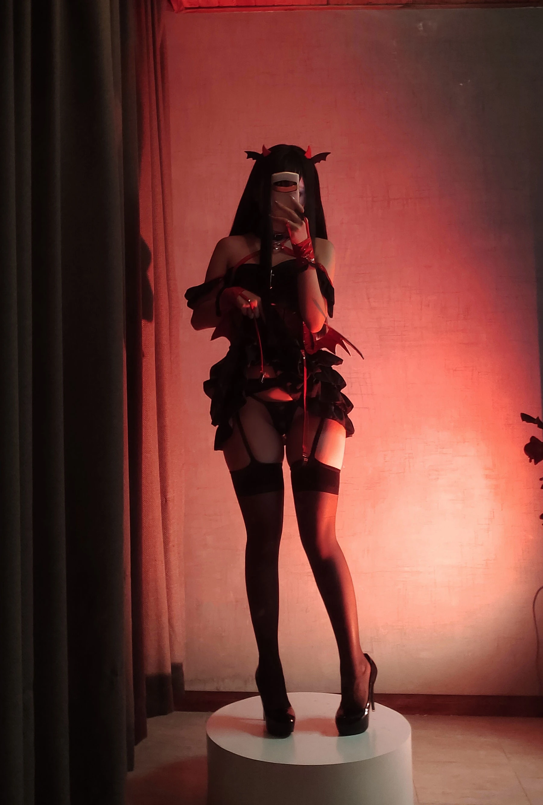 Cosplay日奈娇 – 万圣节 小恶魔 [32P]插图2