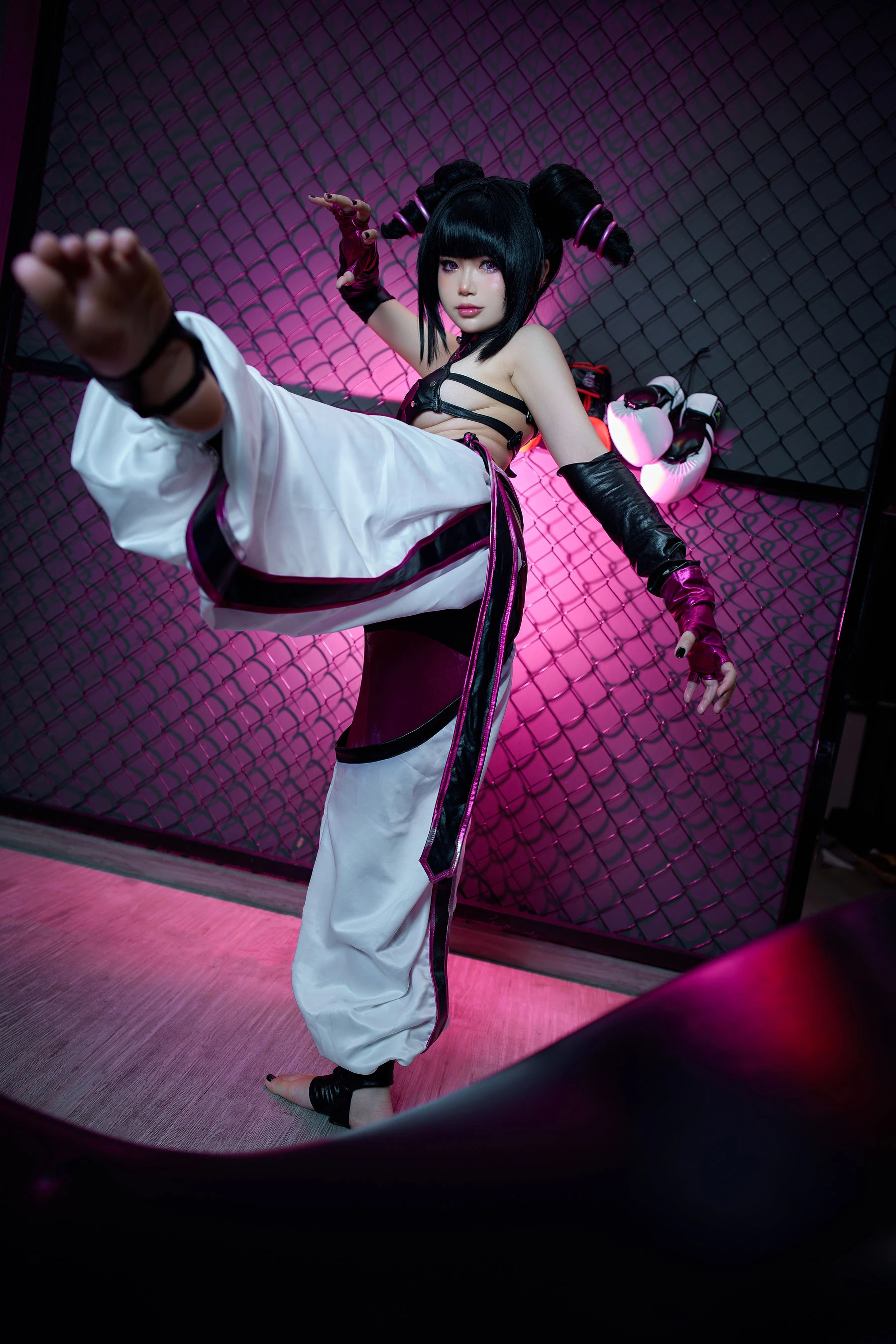 ZinieQ – Juri Han插图3