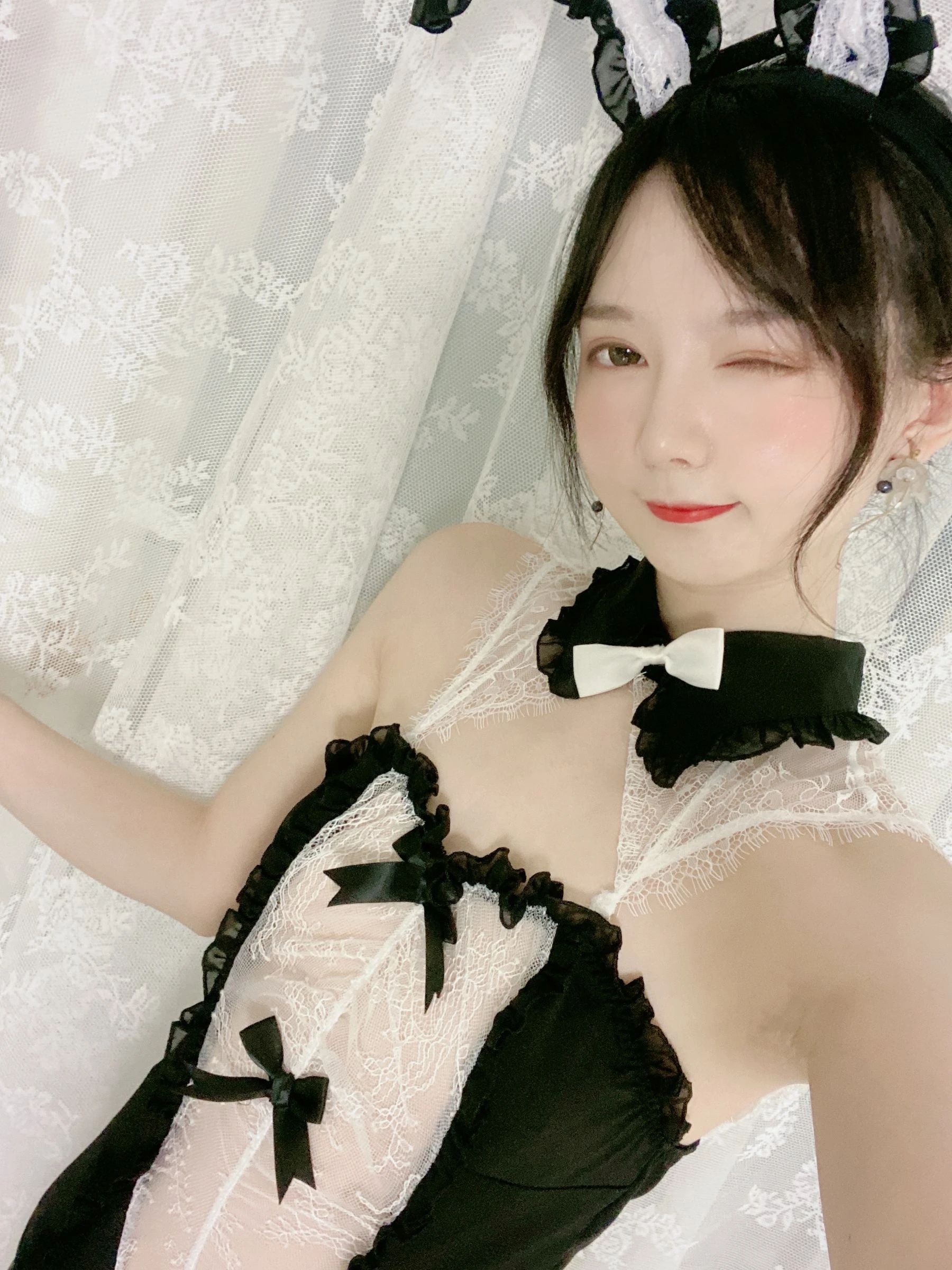 51酱 – 油光袜插图1