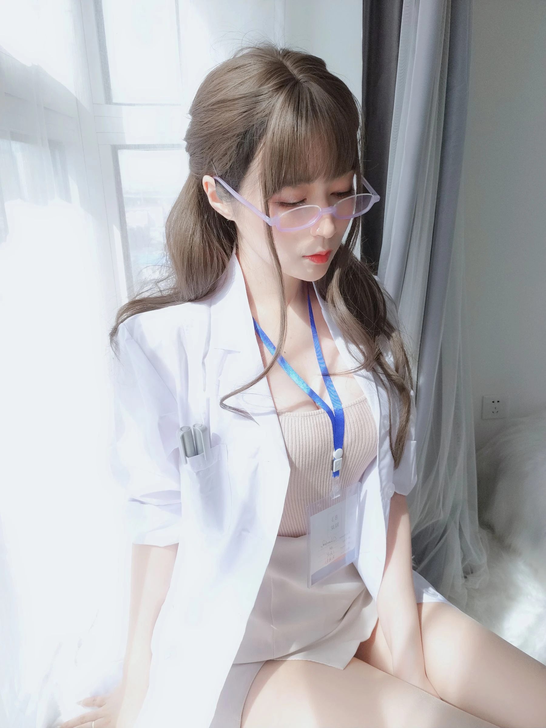 Coser小姐姐白银 – 私人医生高清在线免费欣赏–微密图社-微密图社
