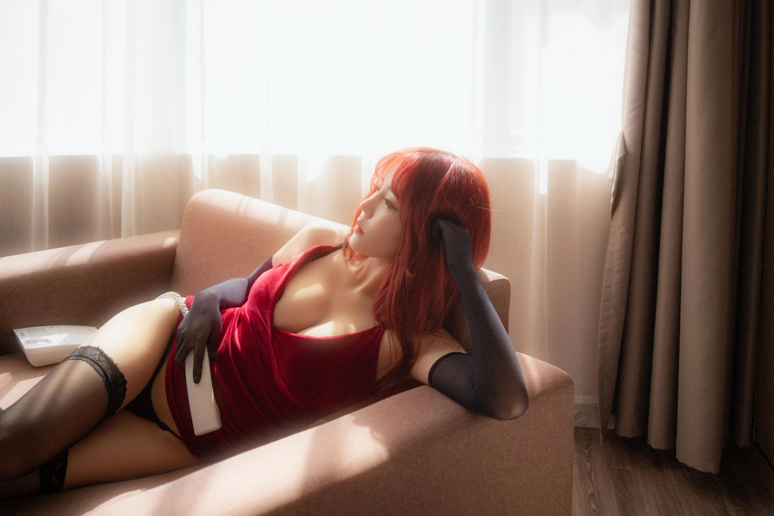 微博妹子 汐 – 红衣 [14P]插图4
