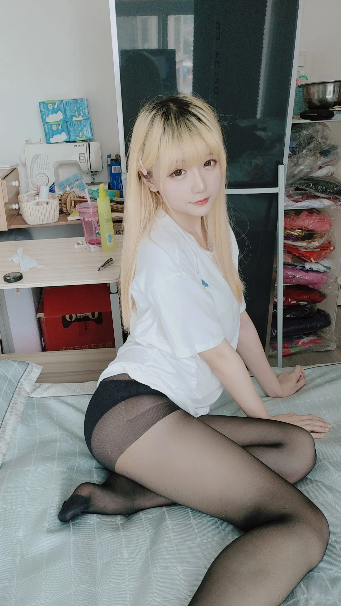 Coser小姐姐星之迟迟 白T恤插图7