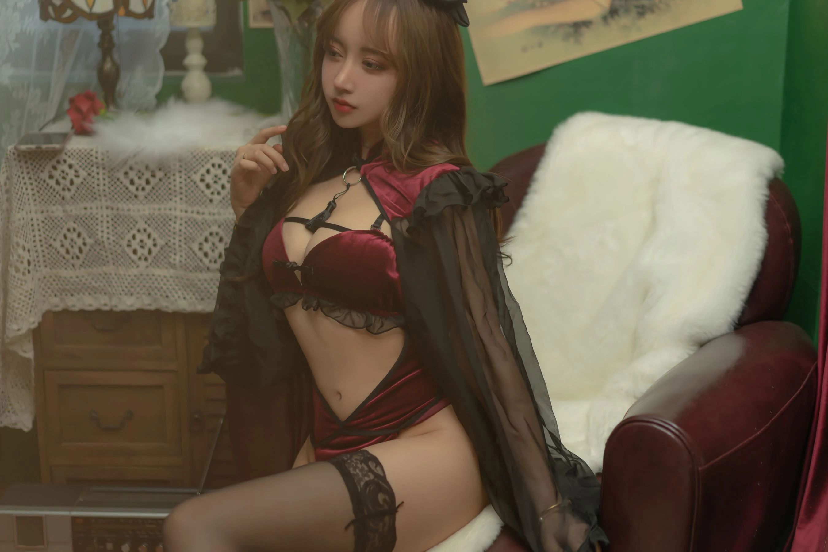 斗鱼米线线sama – 红丝绒旗袍插图5