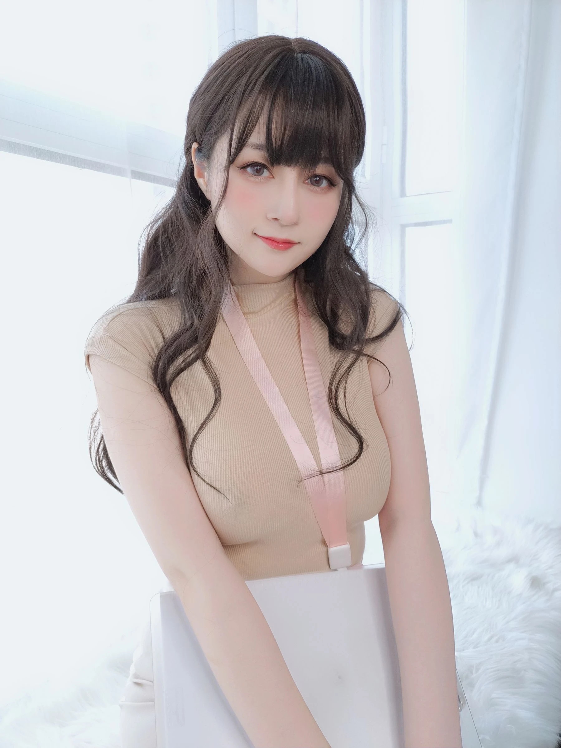 Coser小姐姐白银 – 会社の後輩 [19P]插图2