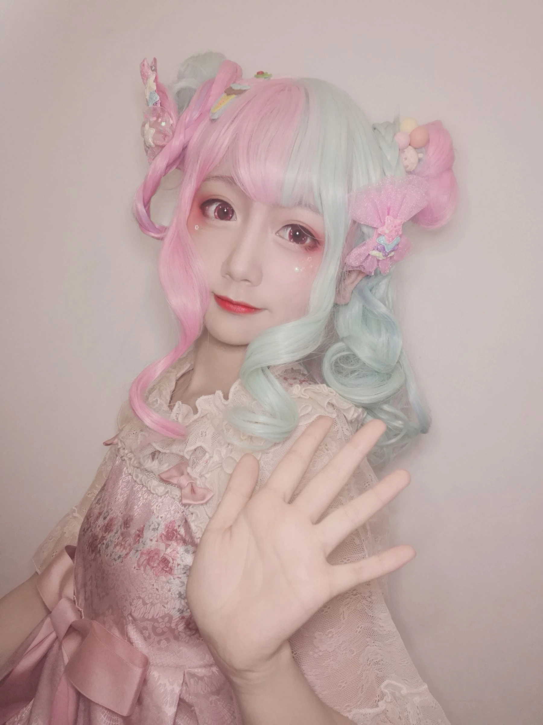 动漫博主弦音sic – lolita草莓薄荷冰淇淋插图4