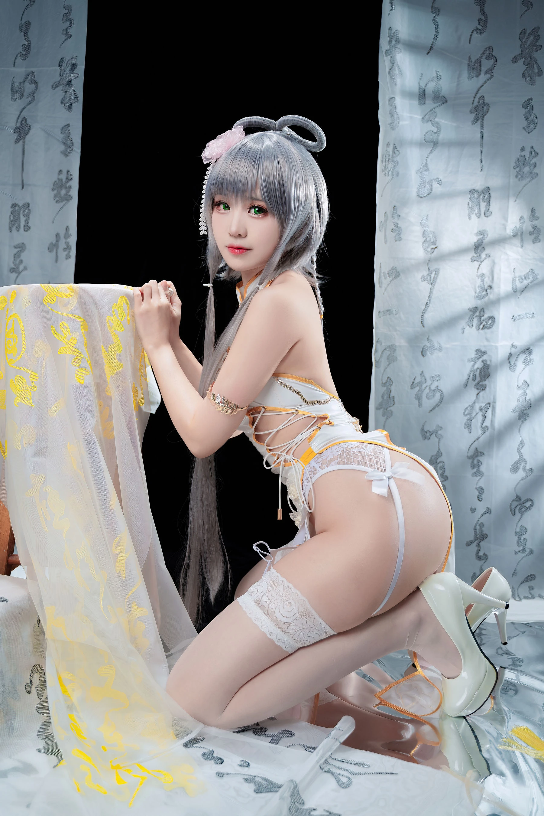 miko酱ww – 洛天依旗袍 [30P]插图6