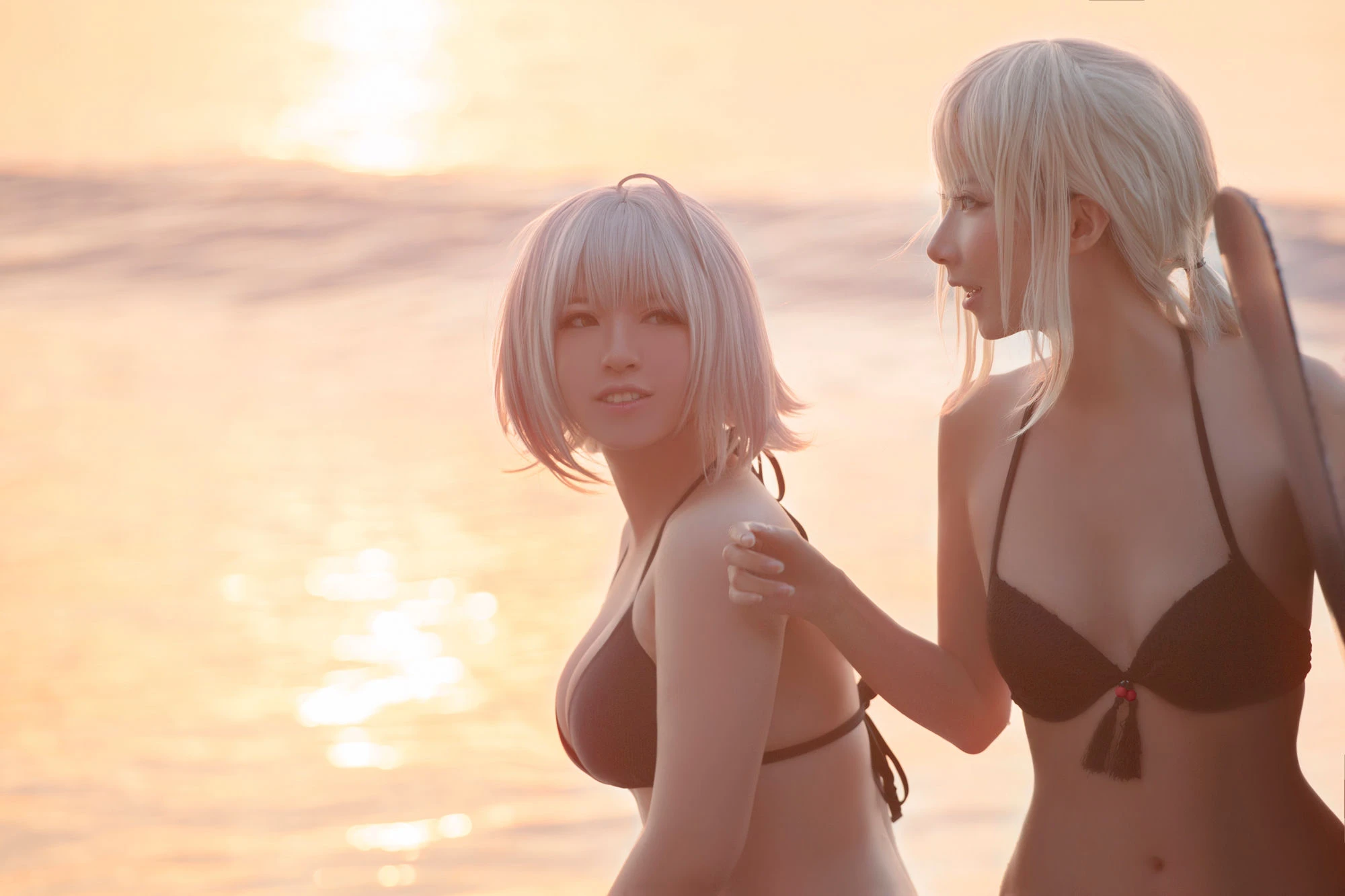 半半子&索索sophia – 海边泳装插图3